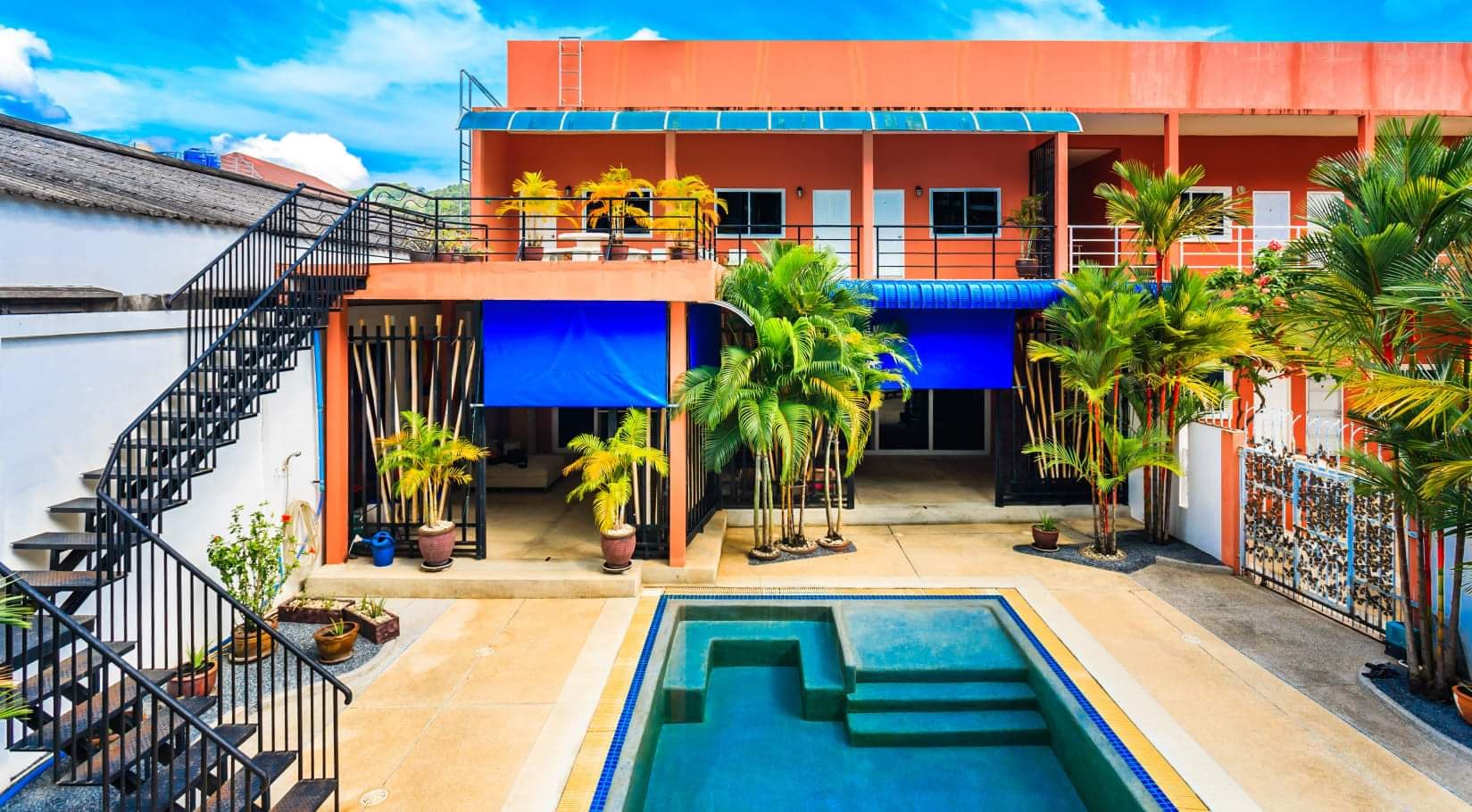 For Rent : Patong, Apartment with Swimming Pool, 4 bedrooms 6 Bathrooms