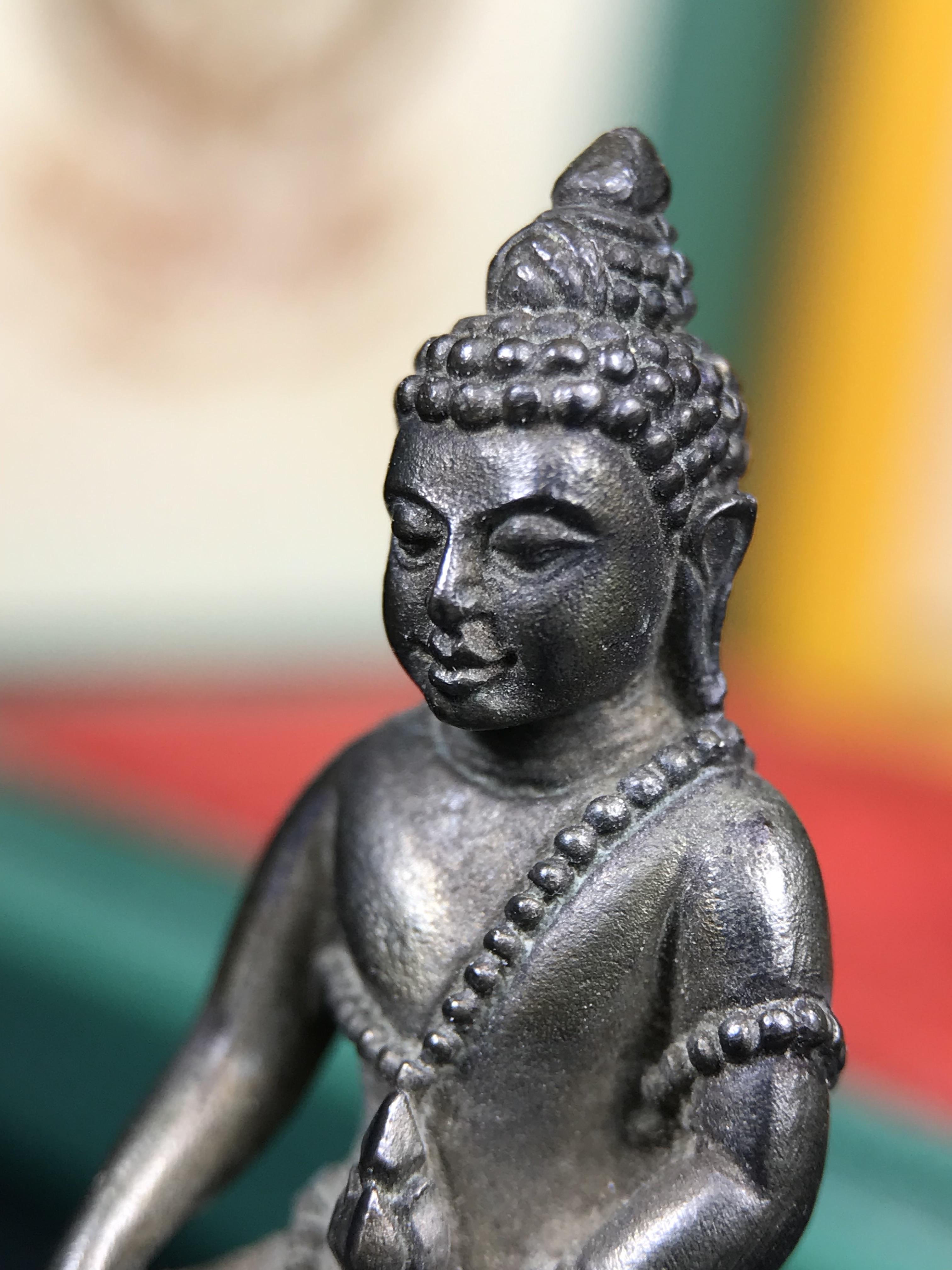 พระกริ่ง-พระชัยวัฒยน์วาสนาสมเด็จพระสังฆราช(วาสน์)วัดราชบพิธฯปี2531 เนื้อนวโลหะ สร้างเป็นที่ระลึกในคราวที่สมเด็จพระอริยวงศาคตญาณ สมเด็จพระสังฆราช(วาสน์ วาสโน)มีพระชนมายุครบ90พรรษา(ในหลวง ร.9 เสด็จในพิธี)งานแกะแม่พิมพ์โดย นายช่างเกษม มงคลเจริญ)(1ใน1991องค์)