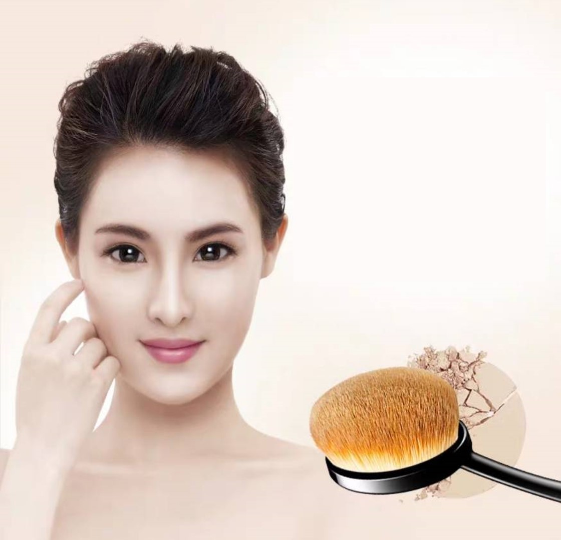 แปรงปัดแก้มแบบด้ามจับยาวสินค้าพร้อมส่ง