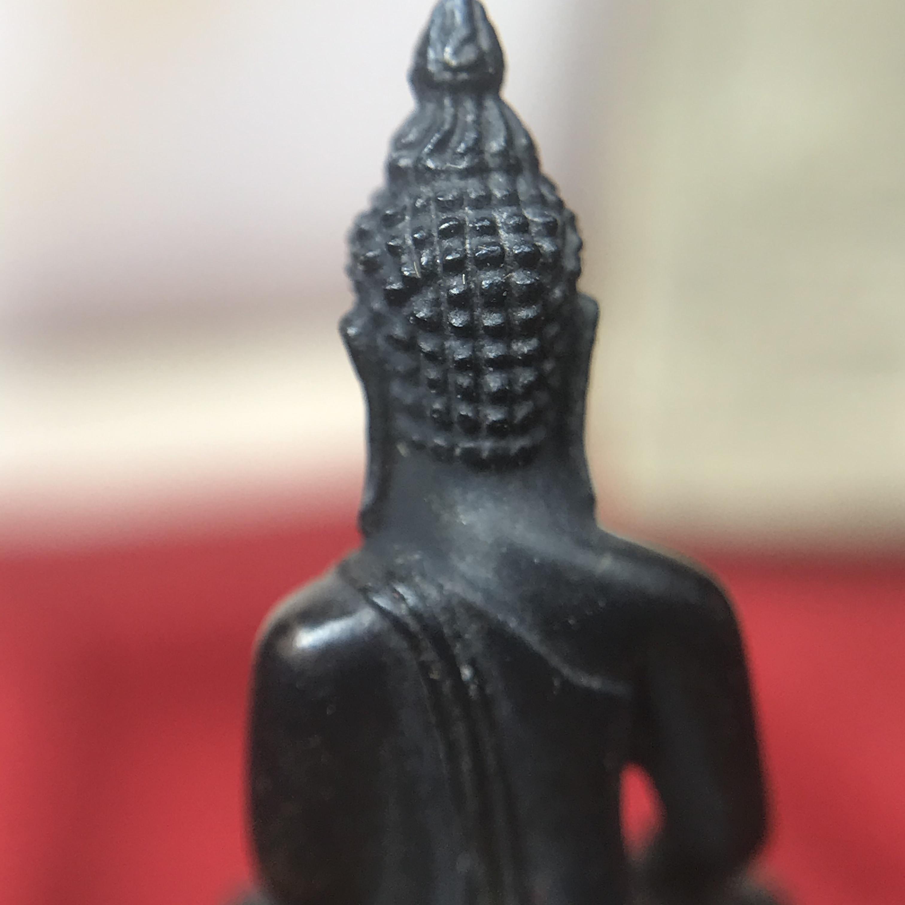 ชุดพระกริ่งไพรีพินาศ(รุ่นแรก สมเด็จพระญาณสังวร) เนื่องในพระบรมราชวโรกาสพระบาทสมเด็จพระเจ้าอยู่หัวรัชกาลที่9 เสด็จพระราชดำเนิน ในงานตัดลูกนิมิตสีมาอุโบสถ วัดเพชรวราราม จ.เพชรบูรณ์ ปี ๒๕๒๐ รุ่นเขาค้อ (ชุดกรรมการ ได้รับพระราชทาน พบเจอและหายากมากในปัจจุบัน)