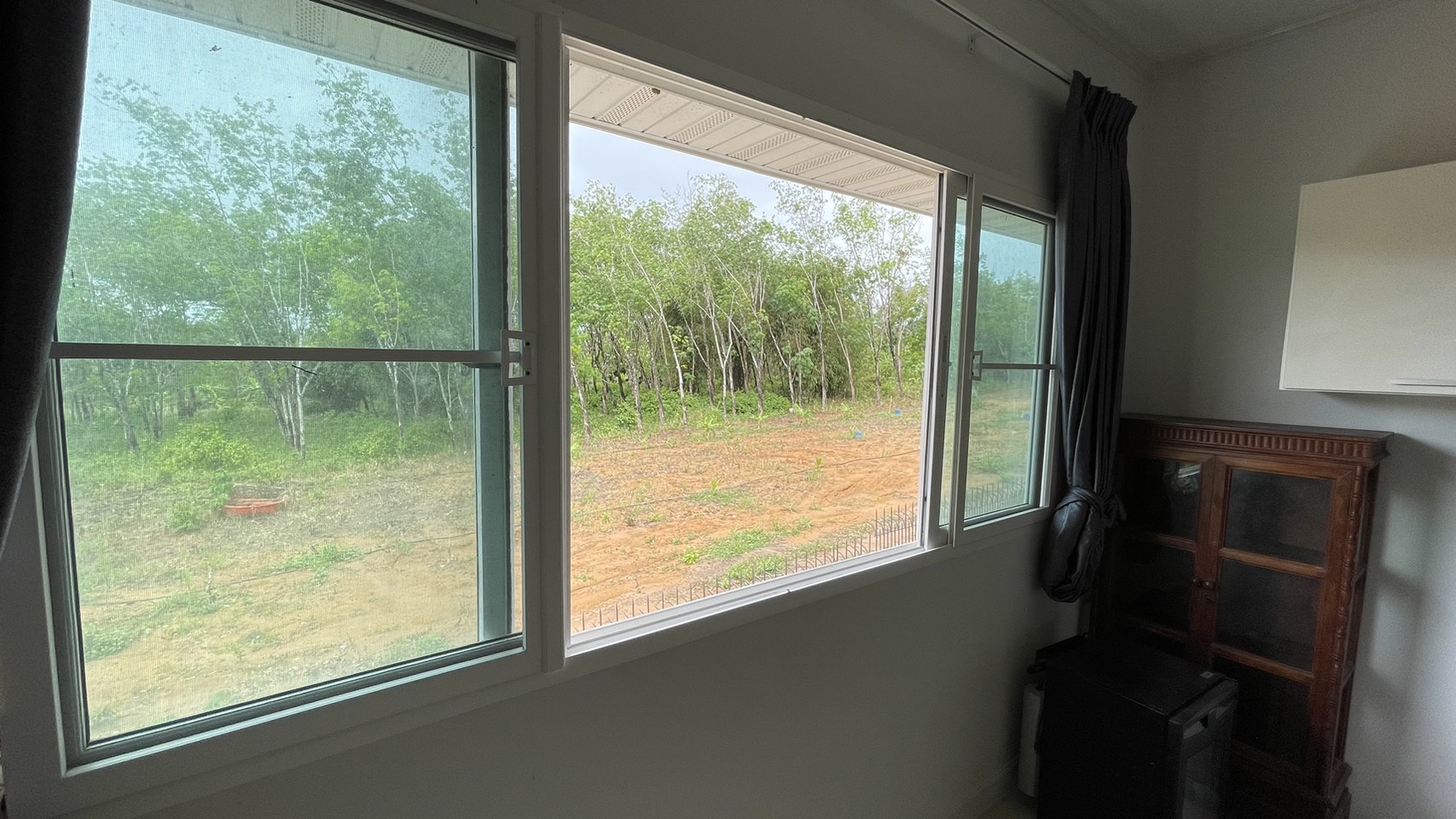 For Rent : Thalang Private House, 4 bedrooms 3 bathrooms