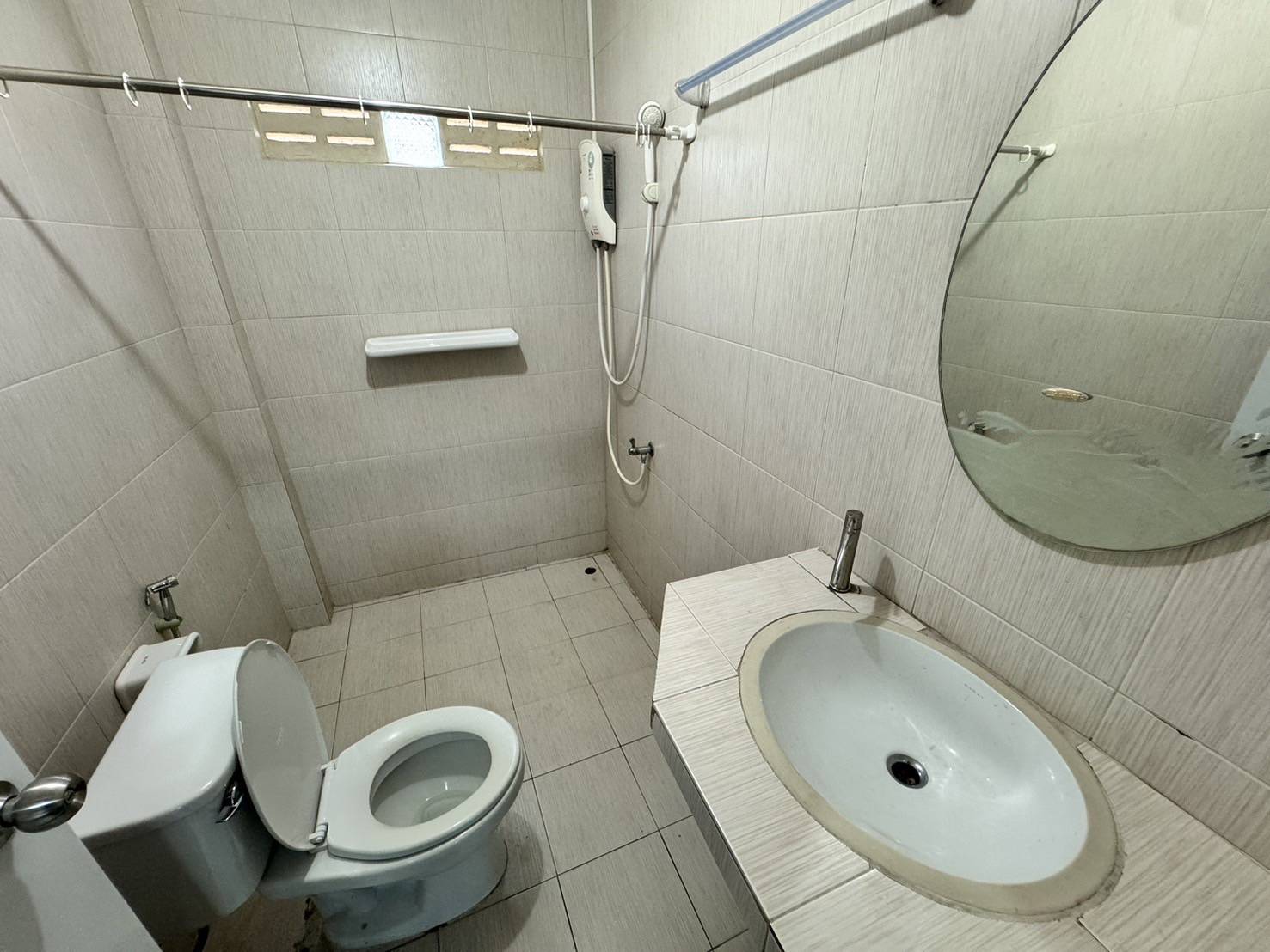 For Rent : Kathu, Aparment near next to 7-11 Kathu, 1 bedroom 1 bathroom