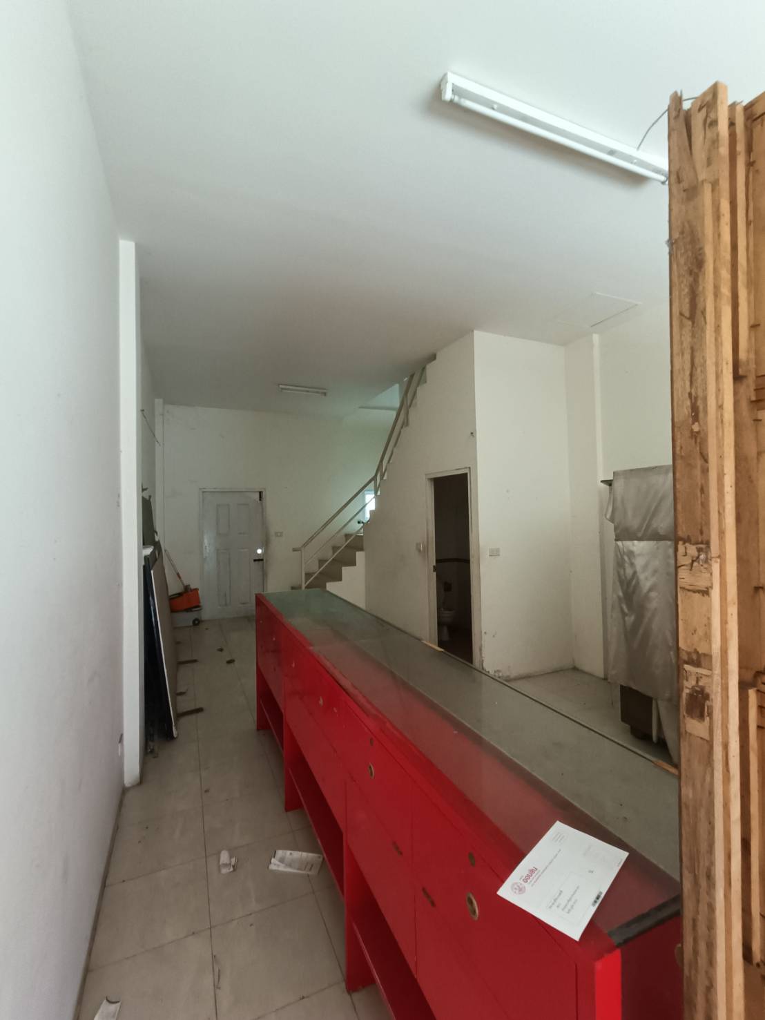 For Sales : Thalang, 4-Storey Commercial Building, 6 bedroom 6 bathroom