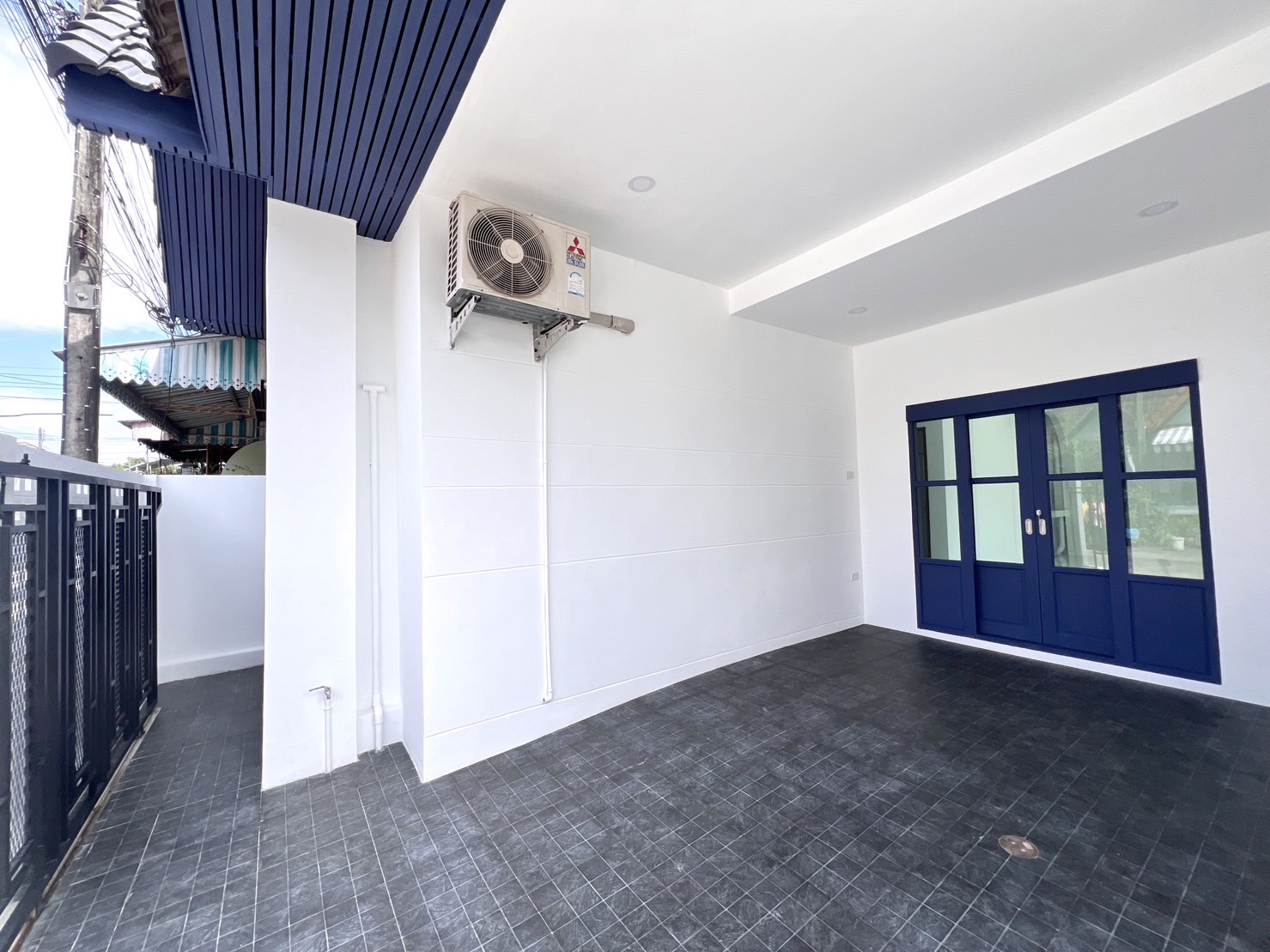 For Sales : Thalang, Town House @Phet Ladda Village, 2 Bedrooms, 1 Bathroom