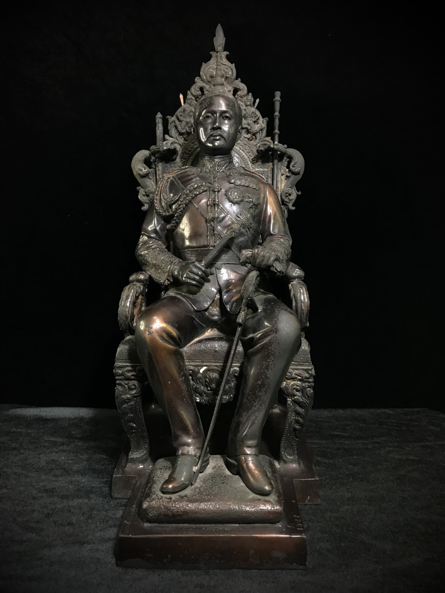 พระบรมรูปจำลองรัชกาลที่5 ครบ99ปี โรงเรียนนายร้อย จปร. จ.นครนายก ปี2529(ในหลวงร.9เสด็จในพิธี)