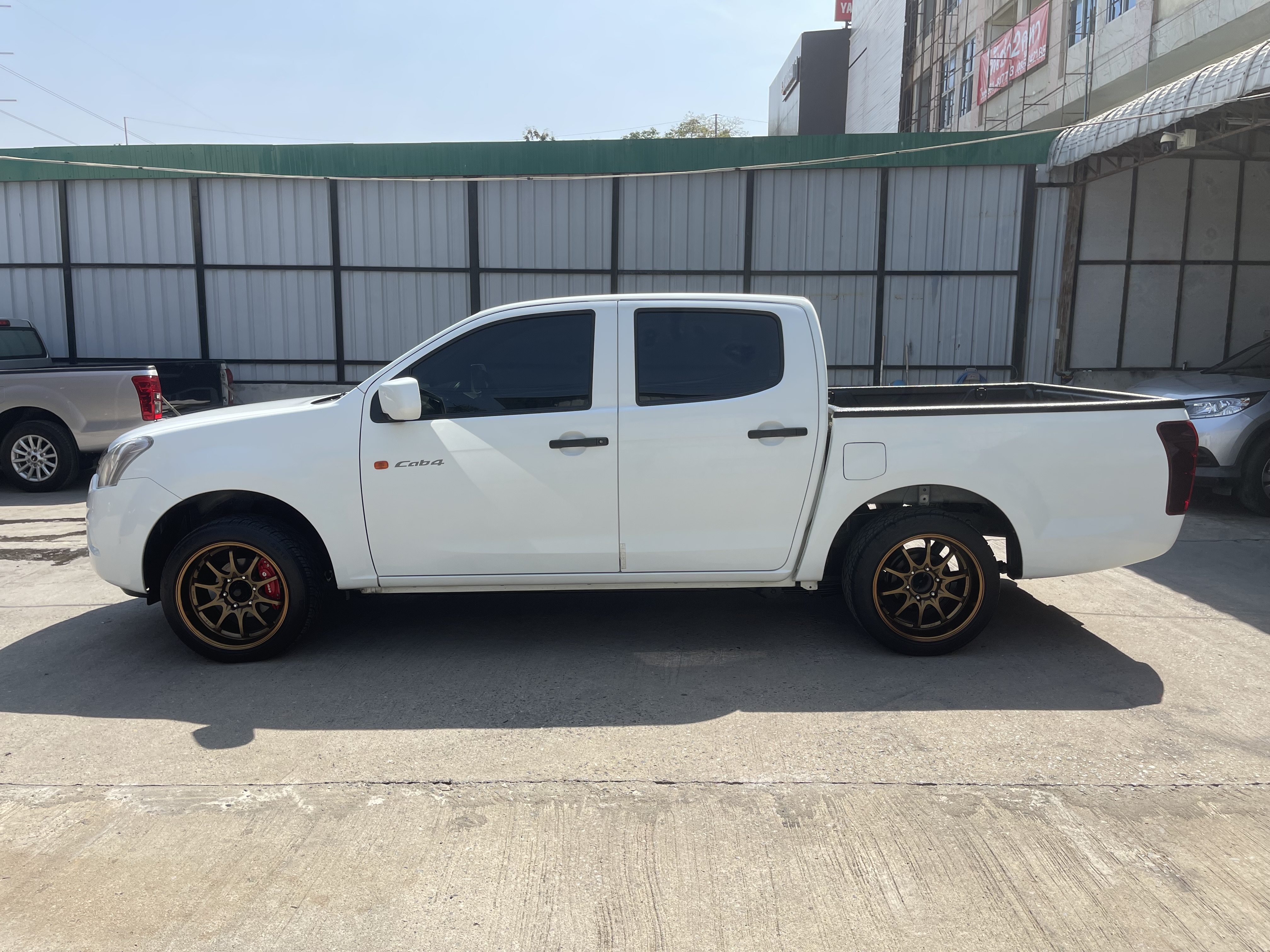 Isuzu Dmax All New 4ประตู 1.9 S 2018 ขาว