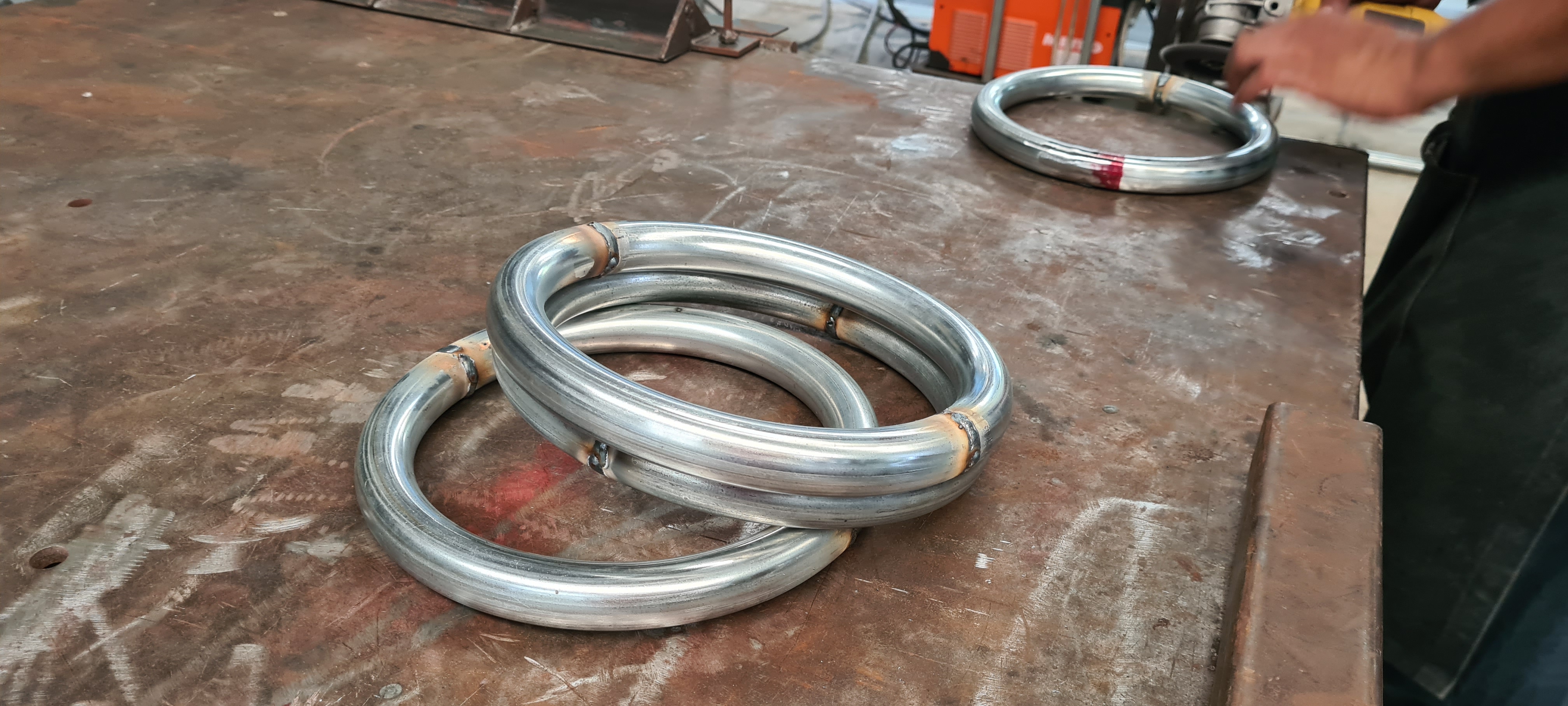 ภาพถ่าย กระบวนการผลิตเครื่องเล่นสนามกลางแจ้ง