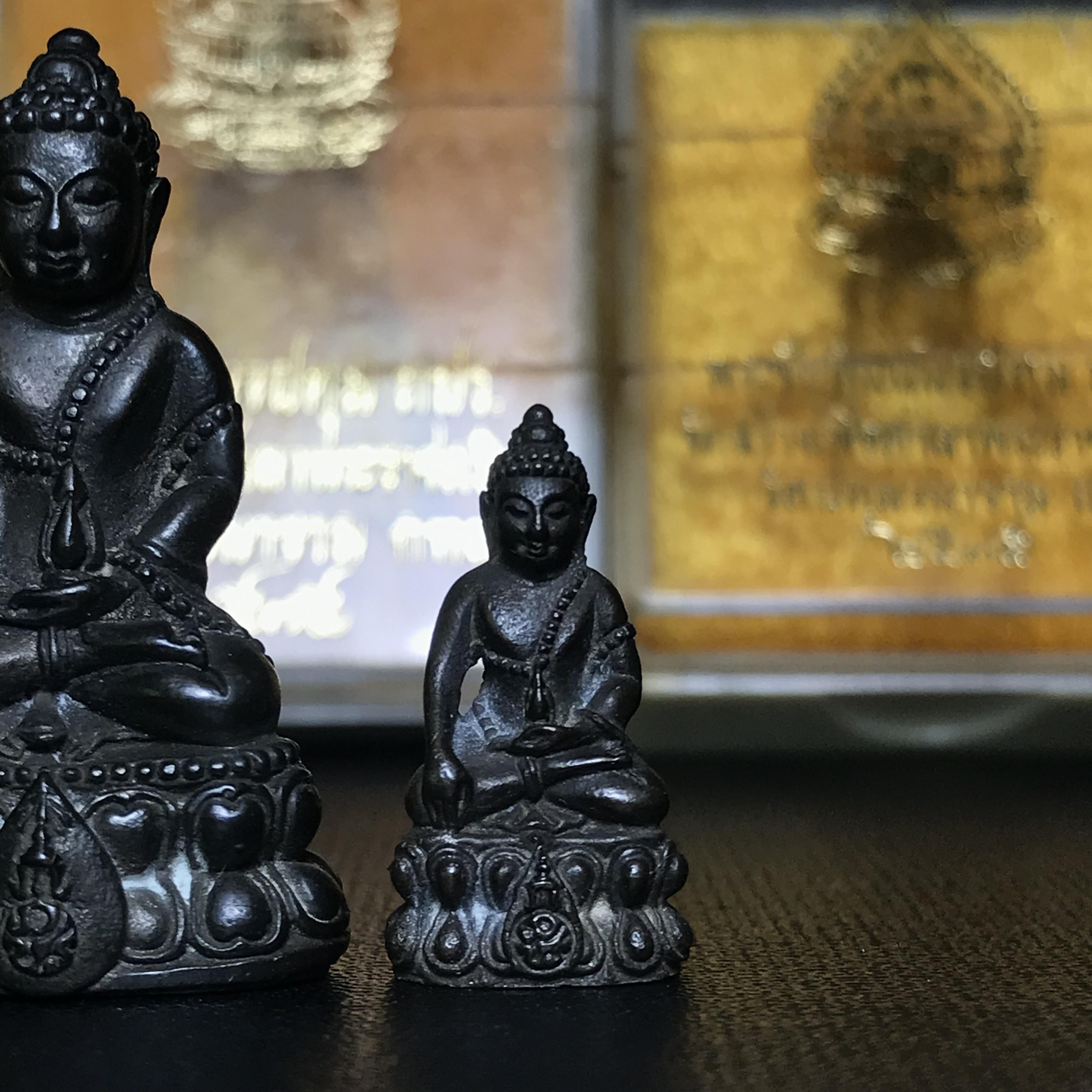 พระกริ่งนวปทุม ภปร.-พระชัยวัฒน์นวปทุม ภปร.-พระกริ่งไพรีพินาศ ภปร. รุ่นแรก วัดปทุมวนาราม ครบชุดเนื้อนวโลหะ ปี2535(ในหลวงรัชกาลที่9เสด็จเททอง)(1ใน3000องค์)หายาก