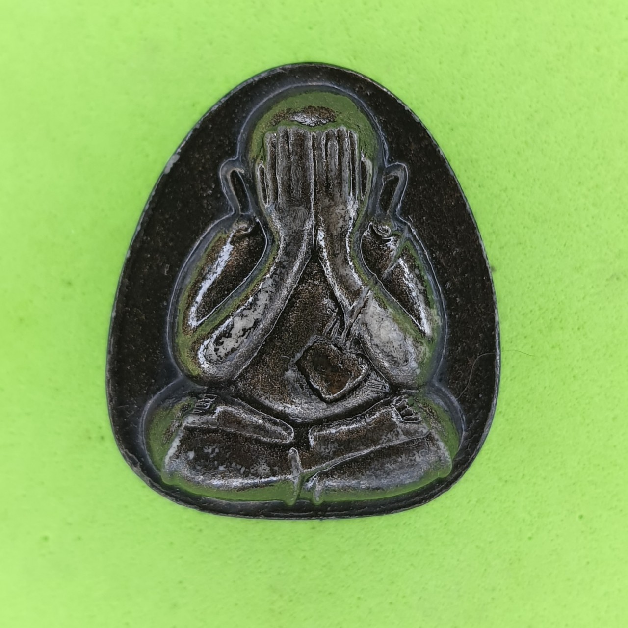 พระเครื่อง พระปิดตา รุ่น เมตตา โชคลาภ มหาอุตม์ สีดำทำเก่า พระปิดตาของแท้ พระแท้ พระปิดตามหาอุต พระปิดตาแท้ พระปิดตาเนื้อผง