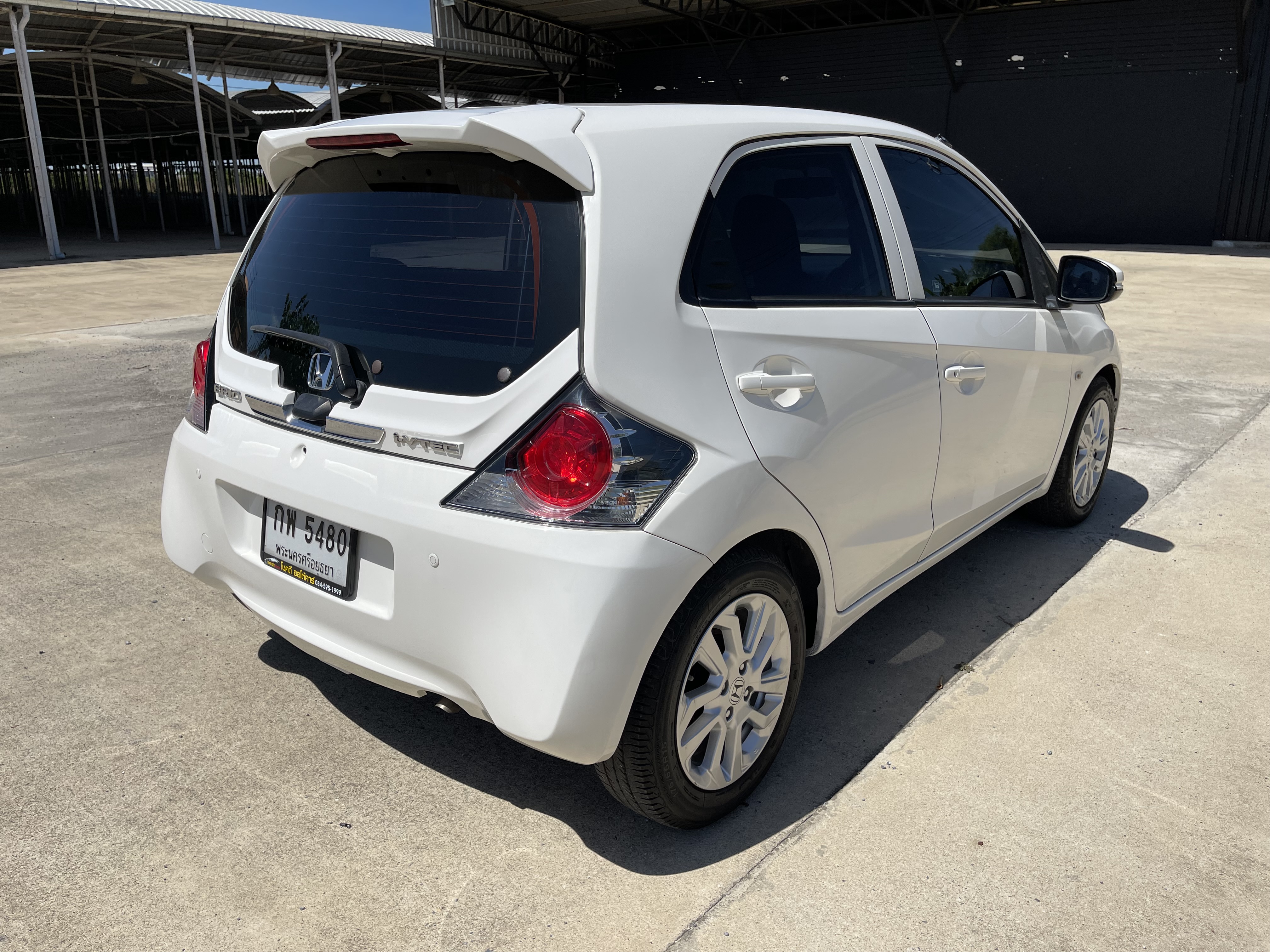 Honda Brio 1.2 V At 2015 ขาว