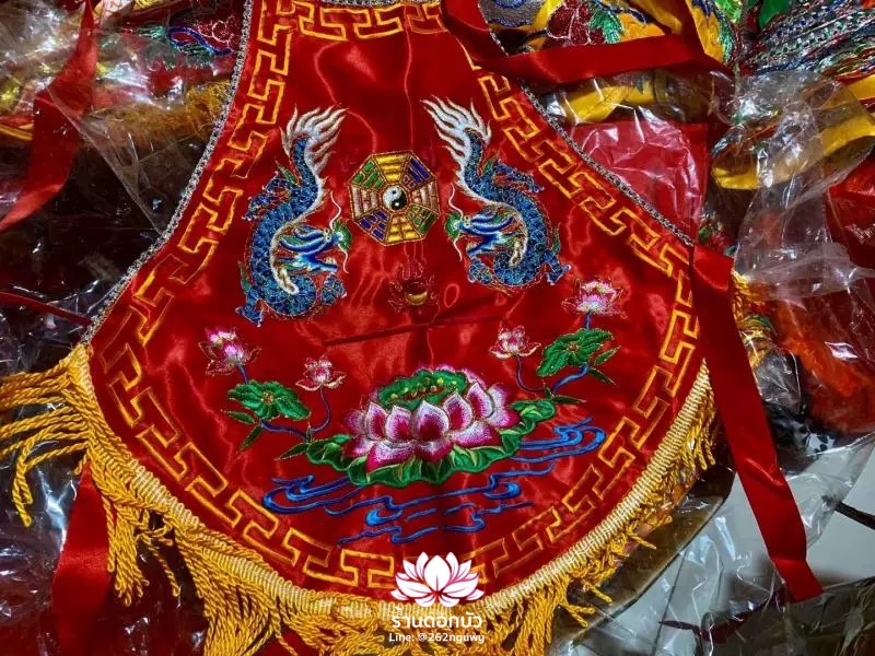 ชุดร่างทรง ชุดม้าทรง ต้อพระจีน ต้อสั้น เอี๊ยมสั้น ลายมังกร และดอกบัว สีแดง/เหลือง/ส้ม