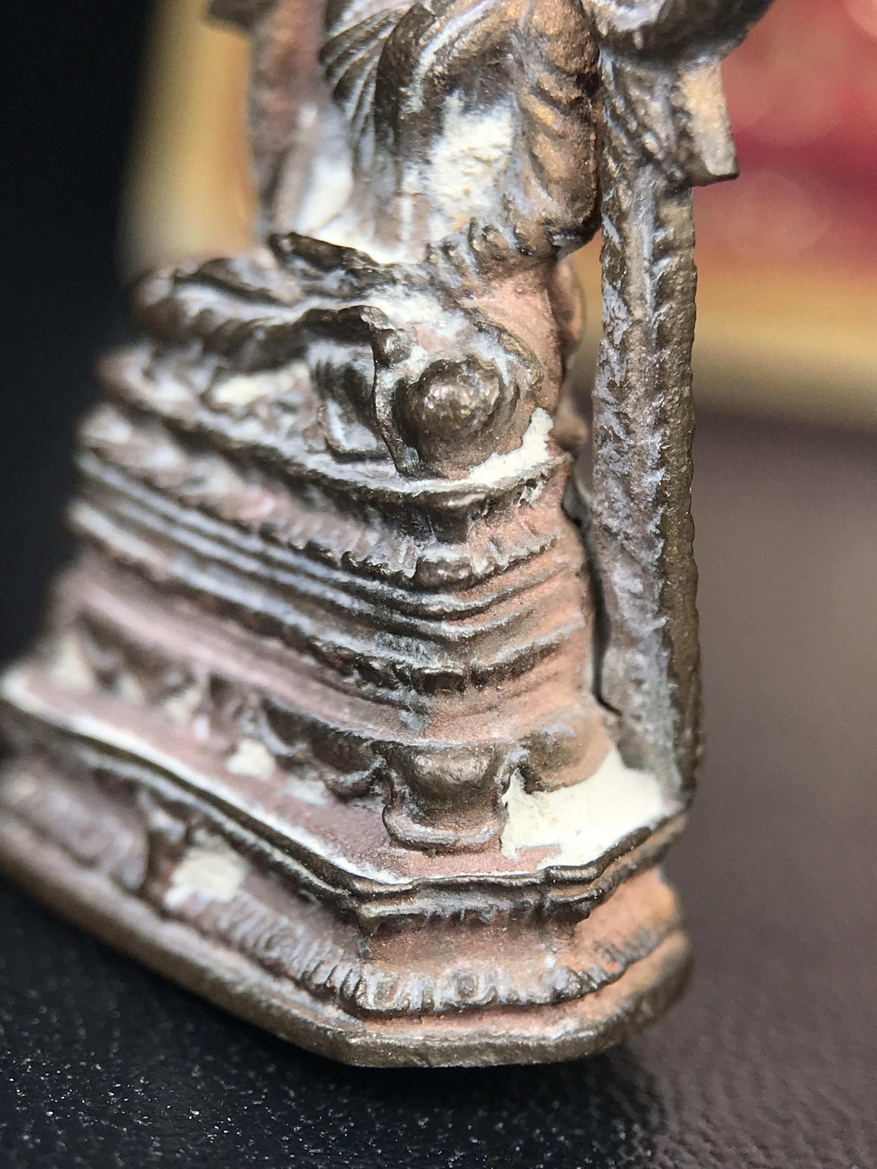 พระกริ่งนิรันตราย สมโภชครบ 108 ปี วัดราชประดิษฐ์ ปี 2515 เนื้อนวโลหะ(องค์หมายเลข ๒๒๒)( ในหลวง ร.9 เสด็จเททอง) ) (พิธีใหญ่ เกจิคณาจารย์ในยุคล้นหลาม หลวงปู่โต๊ะ วัดประดู่ฉิมพลีร่วมปลุกเสก)(1 ใน 999 องค์)(เลขตอง เลขสวย)สภาพผิวเดิมสวยสุดๆกล่องครบสมบูรณ์ หายาก