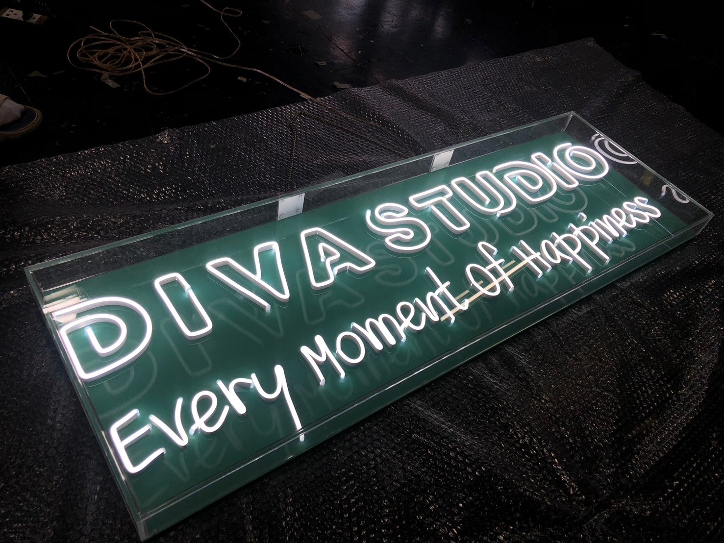 ป้ายไฟดัดนีออนไลท์