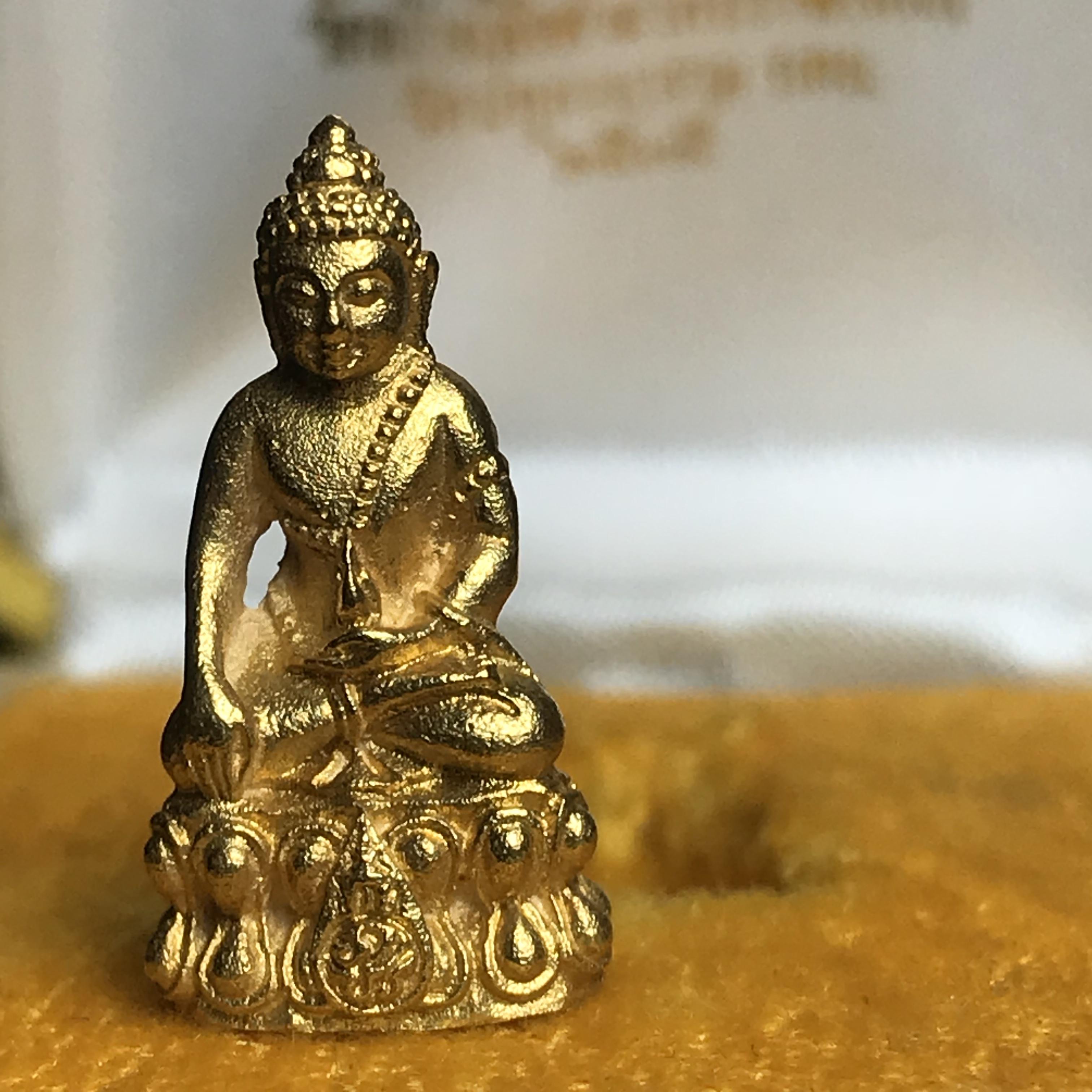 พระชัยวัฒน์นวปทุม ภปร. วัดปทุมวนาราม ปี2535 เนื้อทองคำ(ในหลวงรัชกาลที่9เสด็จเททอง)(สภาพสวยเดิมครบสมบูรณ์)
