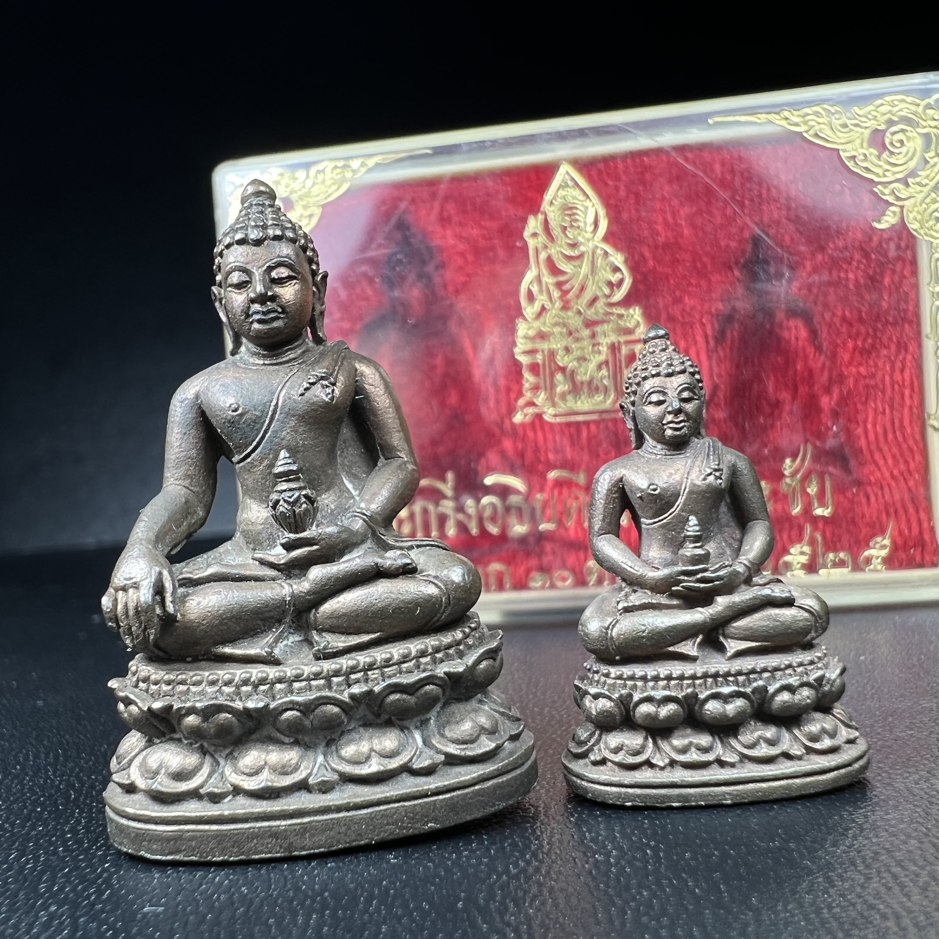 พระกริ่ง-พระชัยวัฒน์อธิบดี ปี2525 ของดีอัยการ (มีไว้บูชาเลื่อนยศเลื่อนตำแหน่งทุกท่าน)(1ใน 2525 ชุด)