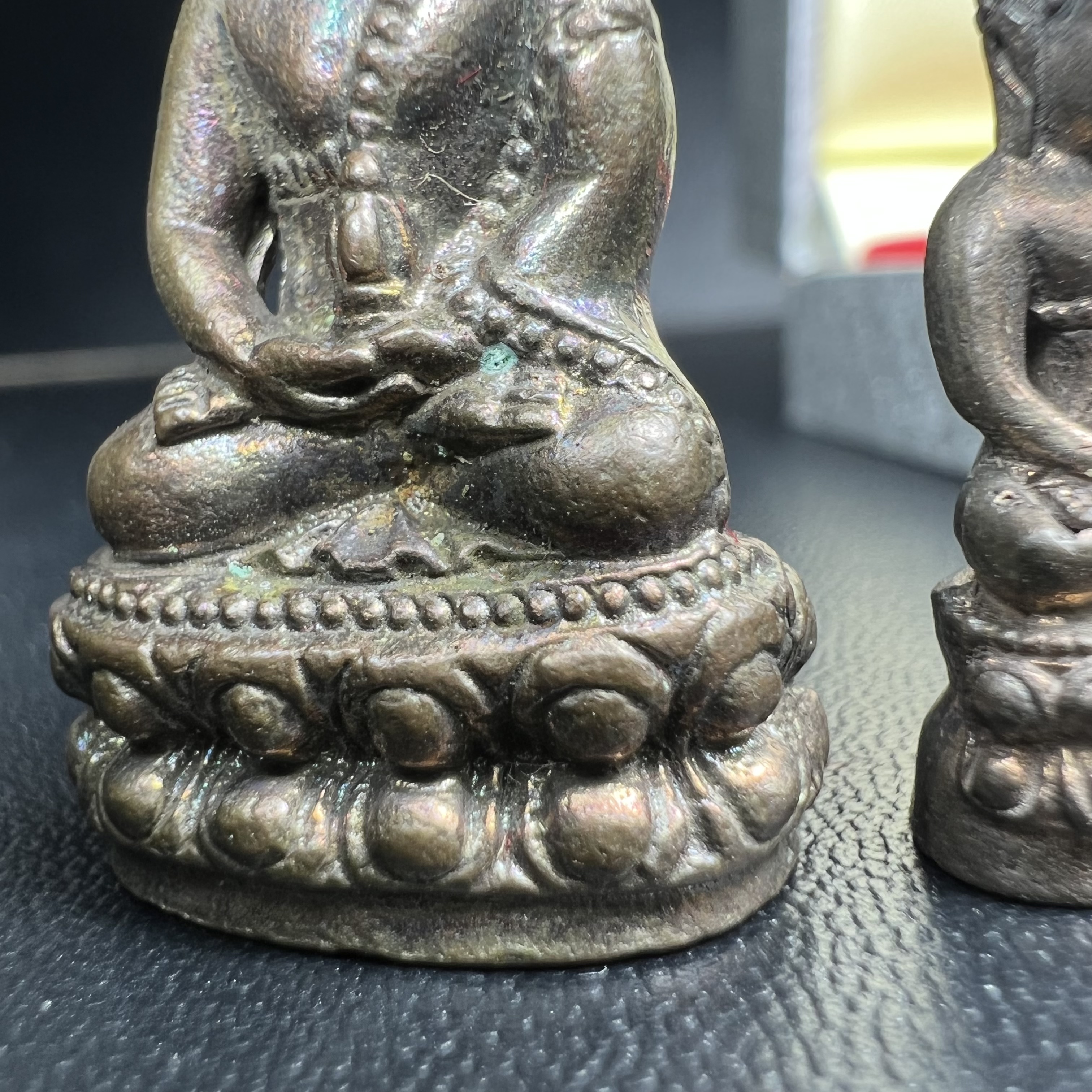 พระกริ่ง-พระชัยวัฒน์ ปวโร 84 พรรษา สมเด็จพระญาณสังวร สมเด็จพระสังฆราช วัดบวรนิเวศวิหาร ปี 2540 เนื้อนวโลหะ พร้อมกล่องบรรจุเดิมครบสมบูรณ์(ชุดหมายเลข 2281)