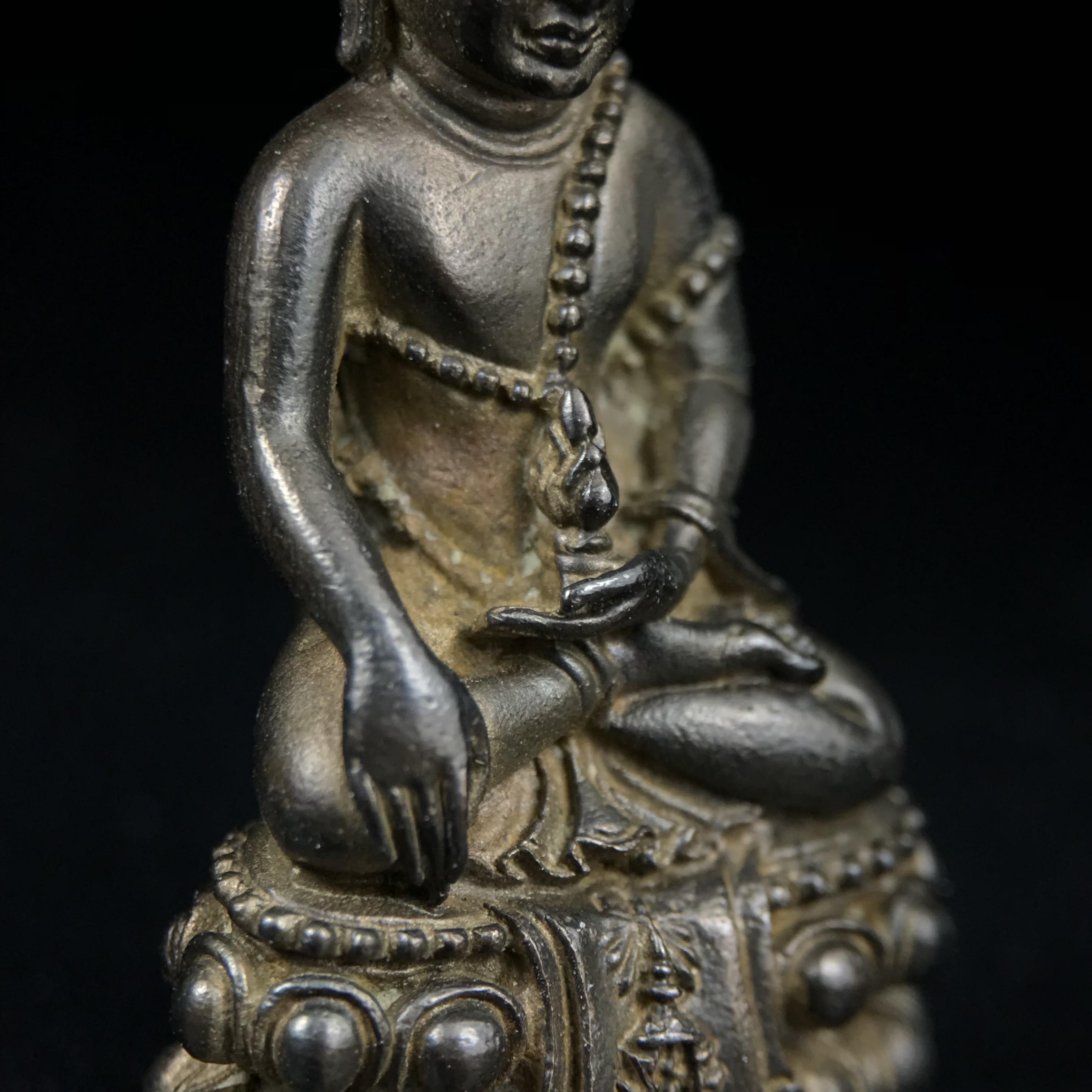 พระกริ่งศิรากาศ ภปร.(พระกริ่งคุ้มเกล้า)วัตถุมงคล"คุ้มเกล้าฯ" มูลนิธิ “คุ้มเกล้า” ในพระบรมราชูปถัมภ์ จัดสร้าง โรงพยาบาลภูมิพล เนื้อนวโลหะ(พิมพ์หน้าไทย)(ในหลวงรัชกาลที่9เสด็จเททอง)(พิธีใหญ่)(นิยม)