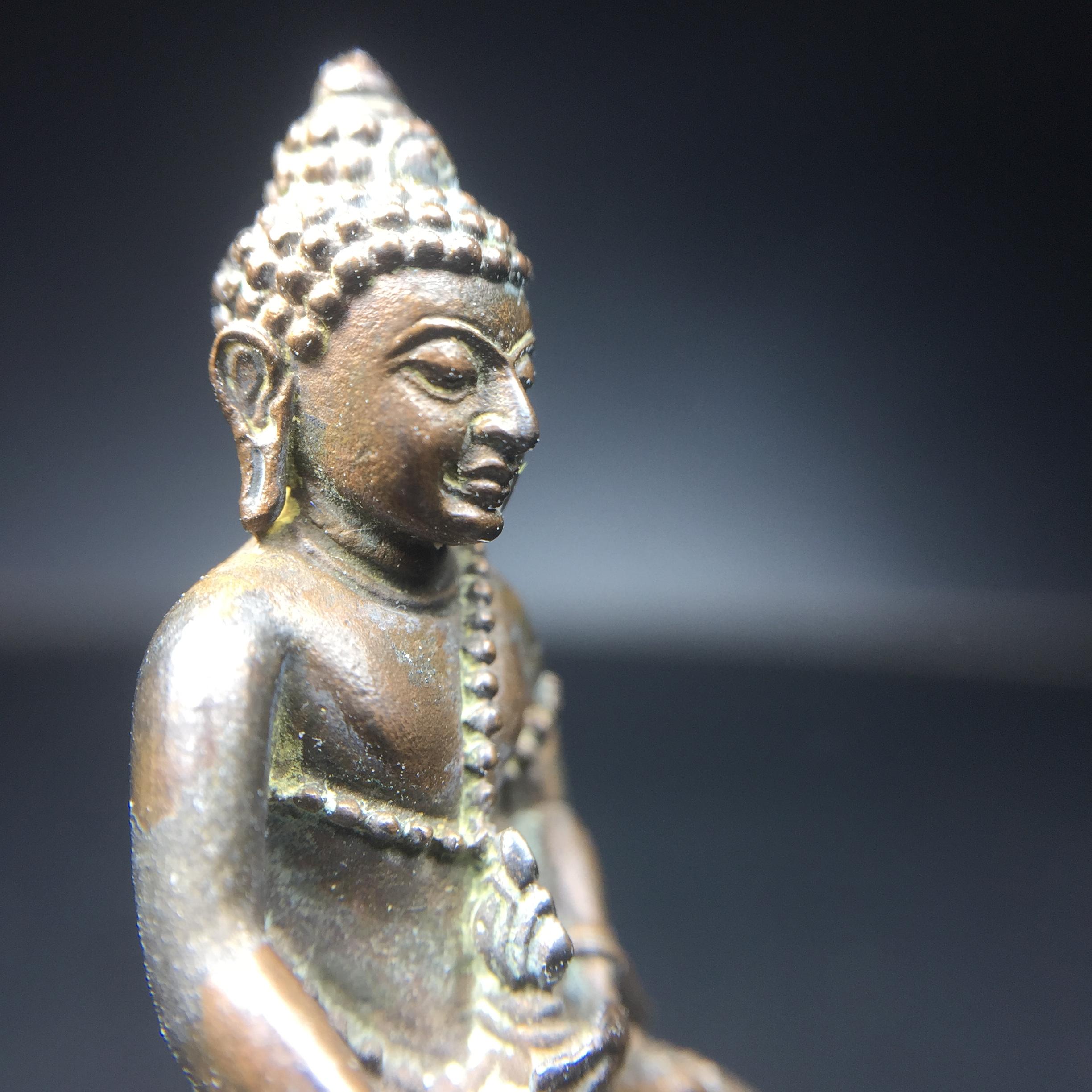 พระกริ่งศิรากาศ ภปร.(วัตถุมงคล"คุ้มเกล้าฯ") โรงพยาบาลภูมิพล เนื้อนวโลหะพิมพ์หน้าไทย (ในหลวงรัชกาลที่9เสด็จเททอง)(พิธีใหญ่)(นิยม)