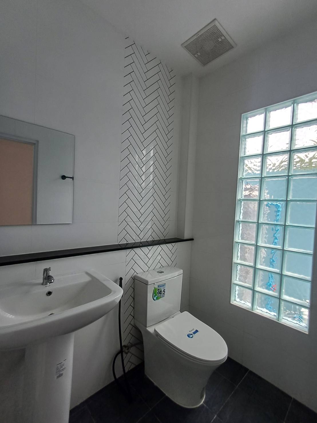 For Sale : Pakhlok, 2-story townhouse Minimal Classic style, 3 bedrooms 3 bathroom