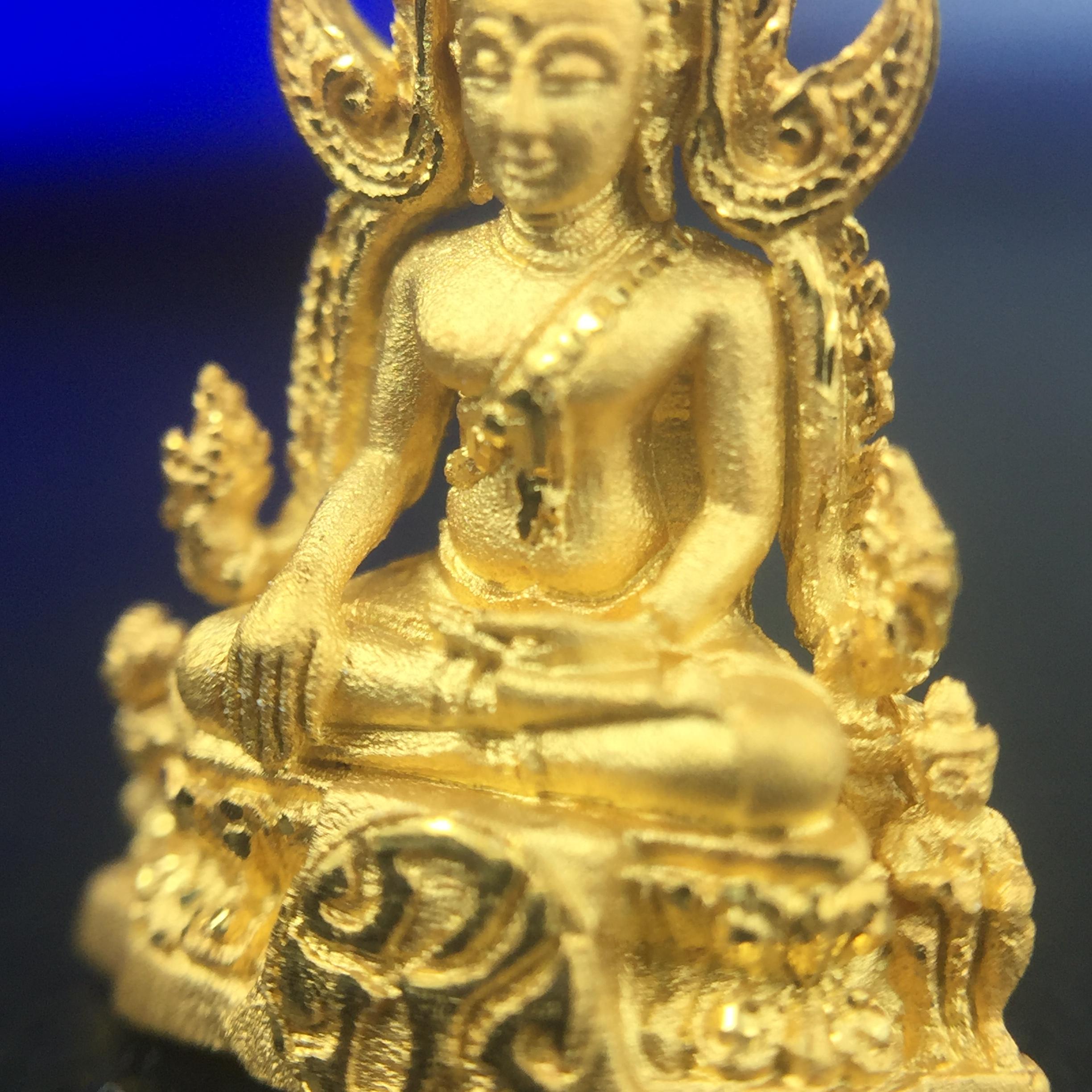 พระพุทธชินราช ภปร. โครงการ เพราะแผ่นดินนี้คือแผ่นดินเกิด ปี2551 เนื้อทองคำ 96.5%(น้ำหนัก 2.6 กรัม) ขนาดหน้าตัก1/4นิ้ว (สวยงามทรงคุณค่าหายาก)1 ใน 5000องค์