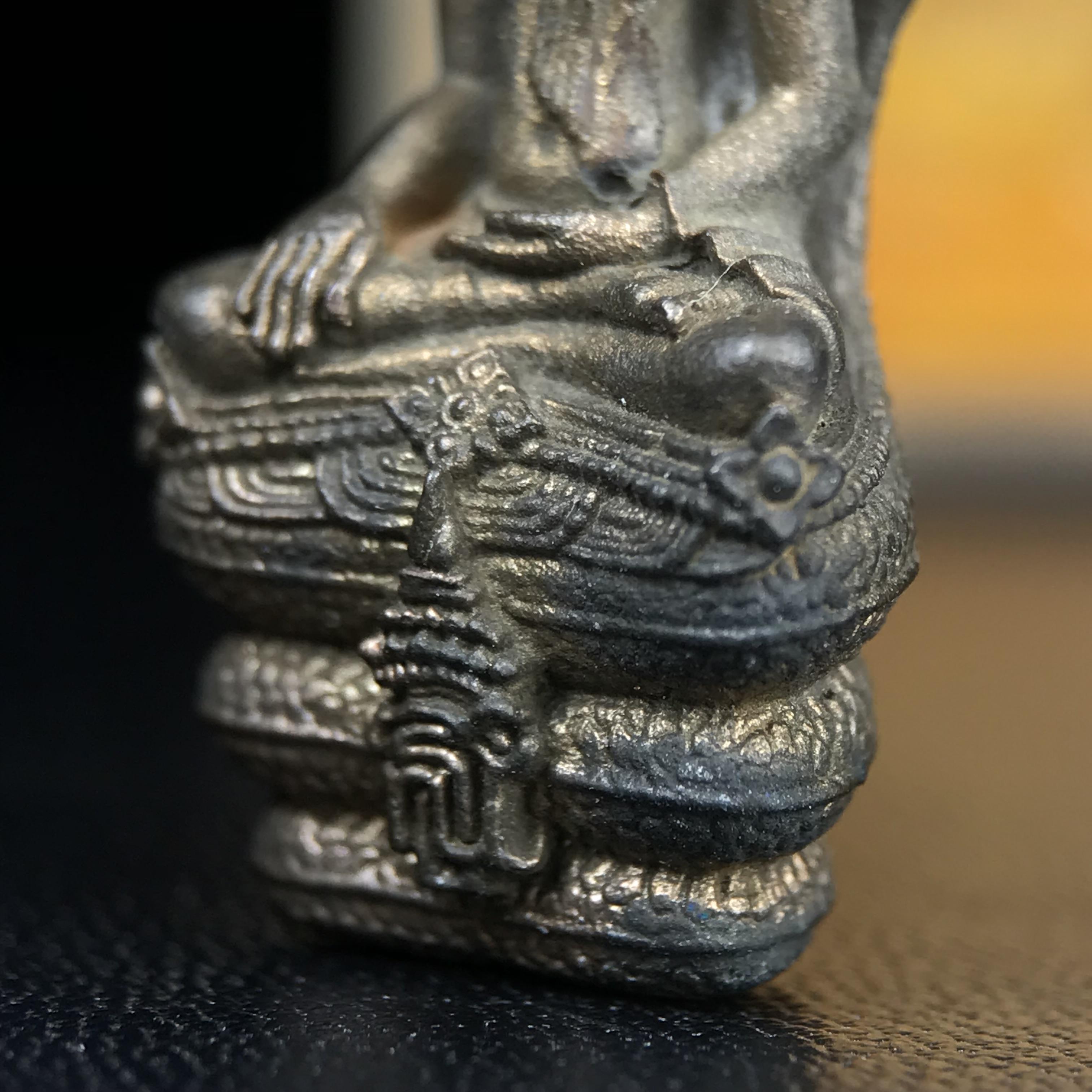 พระพุทธรูปนาคปรกปางมารวิชัย สธ. เนื่องวโรกาสสมเด็จพระเทพรัตนราชสุดาฯทรงเจริญพระชนมายุครบ 3รอบ ปี2534 พระกริ่งนวโลหะ พิธีพุทธาภิเษก ณ วัดบวรนิเวศวิหาร โดยมีสมเด็จพระญาณสังวรสมเด็จพระสังฆราชเป็นองค์ประธาน(พิธีใหญ่ มวลสารดี พุทธศิลป์งดงาม)อุดมวลสารผงจิตรลดา