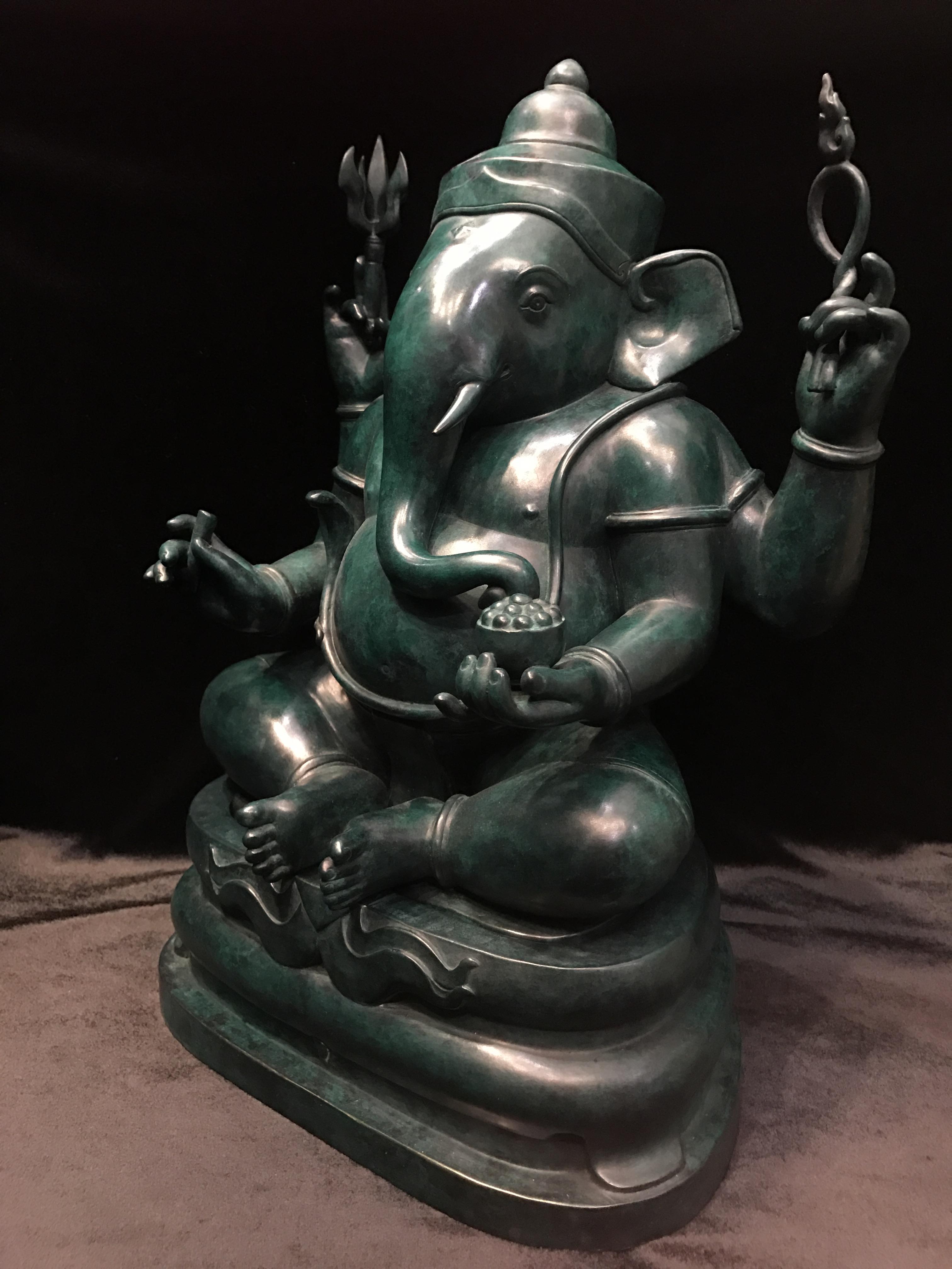 พระพิฆเนศวร์ 65 ปี คณะจิตรกรรม มหาวิทยาลัยศิลปากร ปี2551 ลอยองค์เนื้อสำริดขนาดหน้าตัก 9 นิ้ว