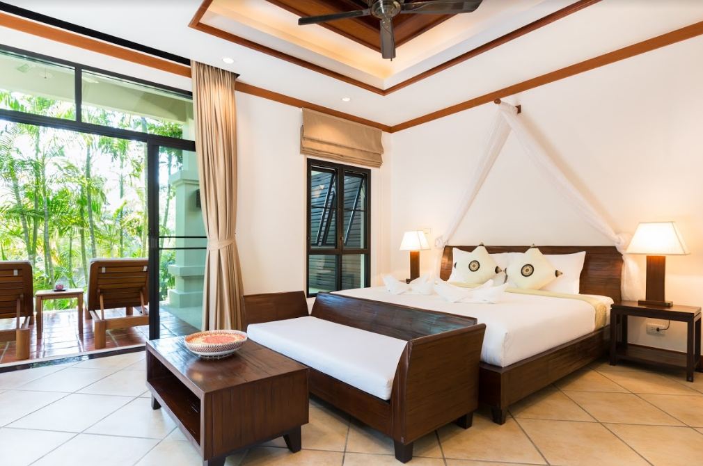 For Rent : Nai Harn, Luxury New Pool Villa, 1 Bedroom 1 Bathroom, Garden view.