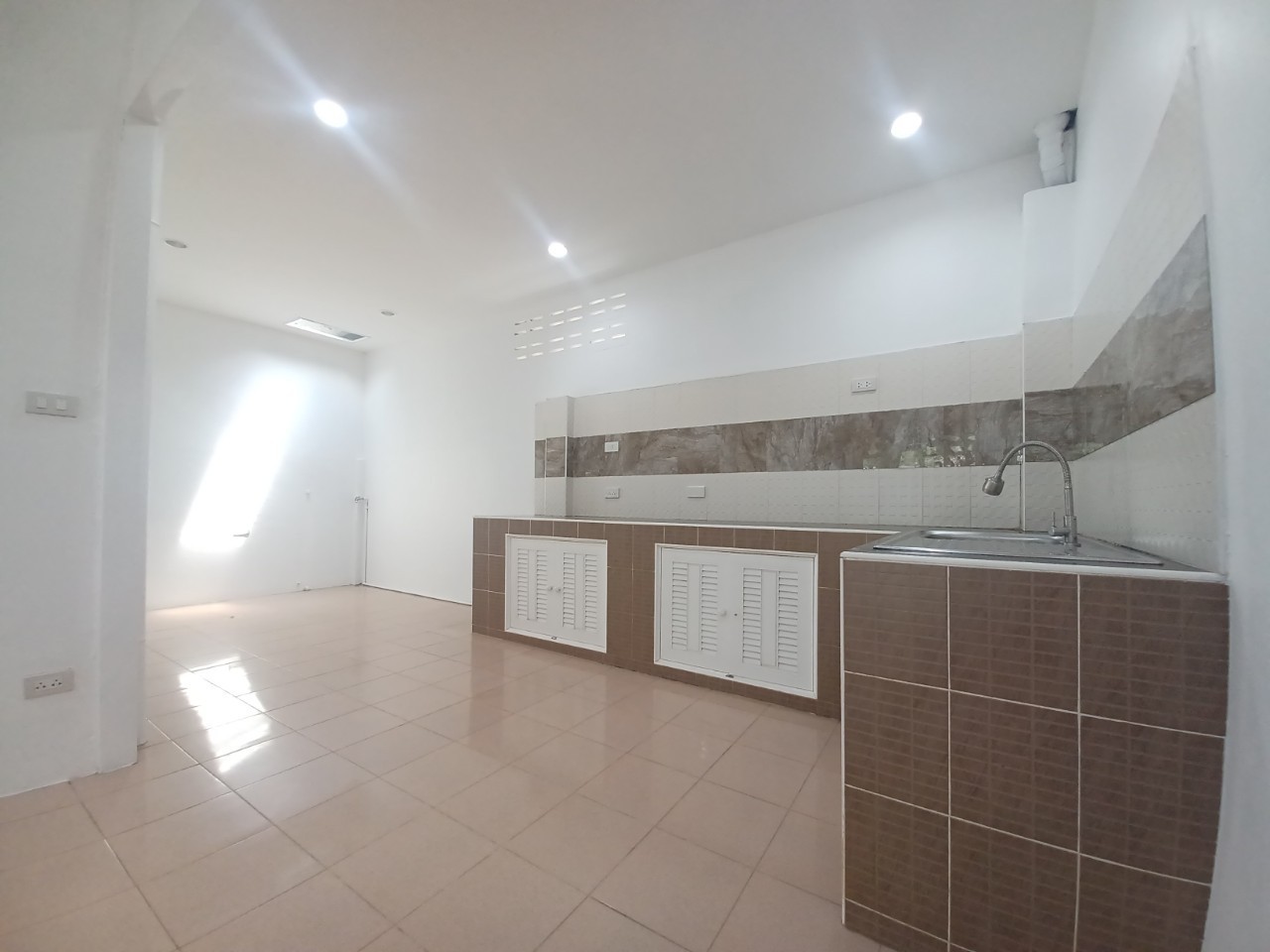 For Sales : Thalang, Town House @Ekachai Villa, 2 Bedrooms, 1 Bathrooms