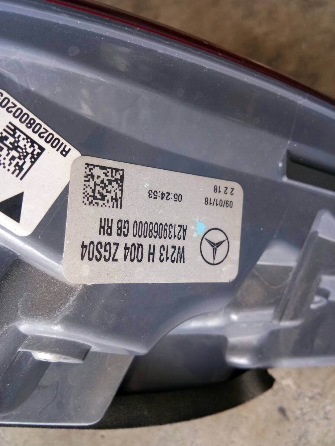 ไฟท้ายBENZ W213