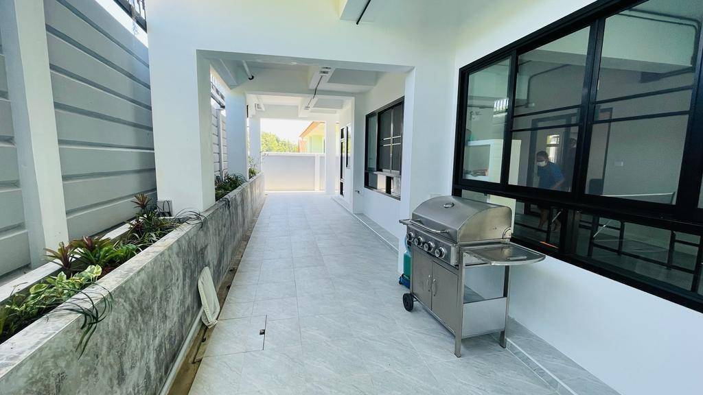 For Sales : Kathu, Private Pool Villa, 5 Bedrooms 6 Bathrooms