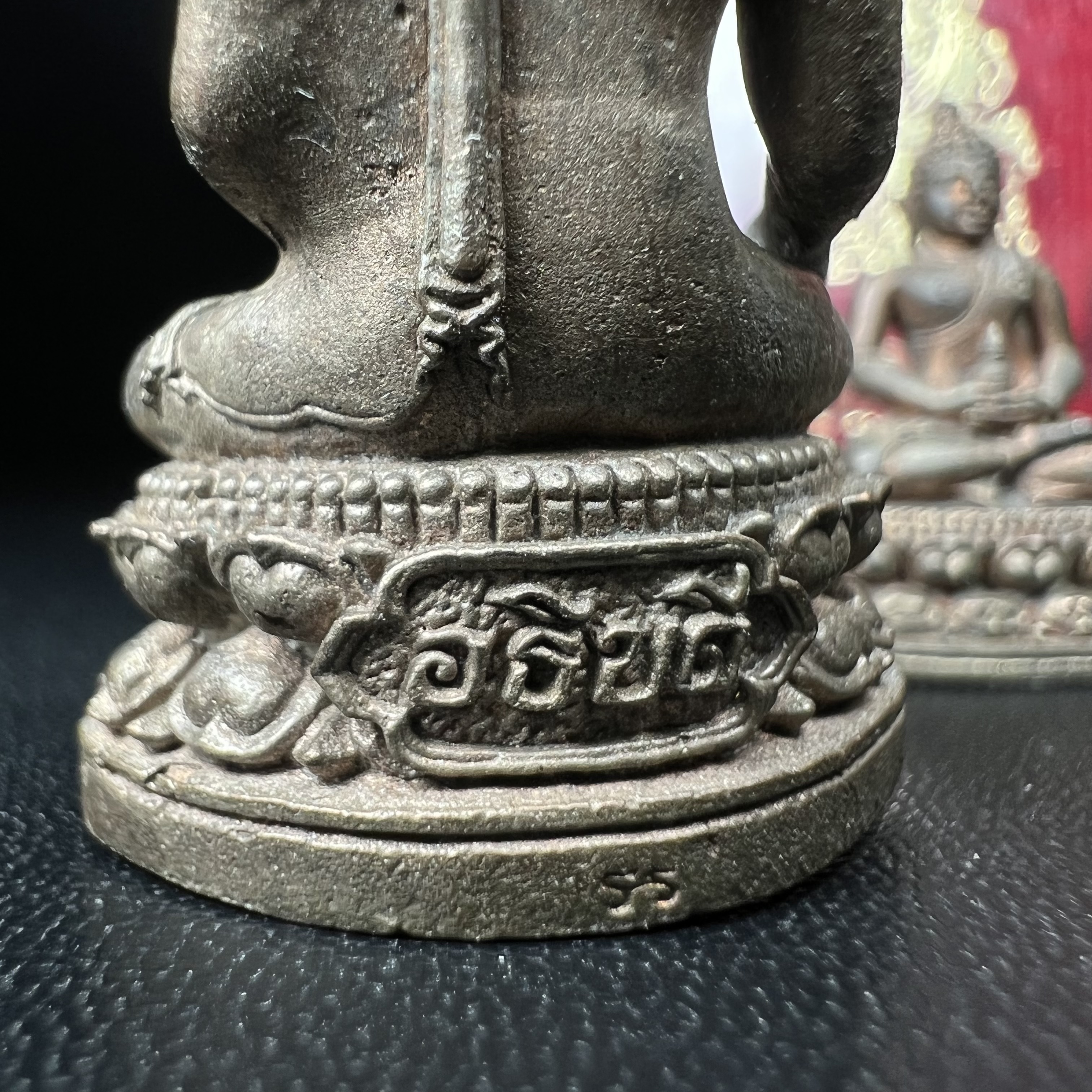 พระกริ่ง-พระชัยวัฒน์อธิบดี ปี2525 ของดีอัยการ (มีไว้บูชาเลื่อนยศเลื่อนตำแหน่งทุกท่าน)(1ใน 2525 ชุด)