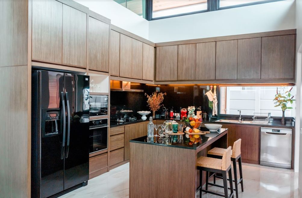 For Sale : Nai Harn, Luxury New Pool Villa, 4 Bedrooms 4 Bathrooms, Garden view.