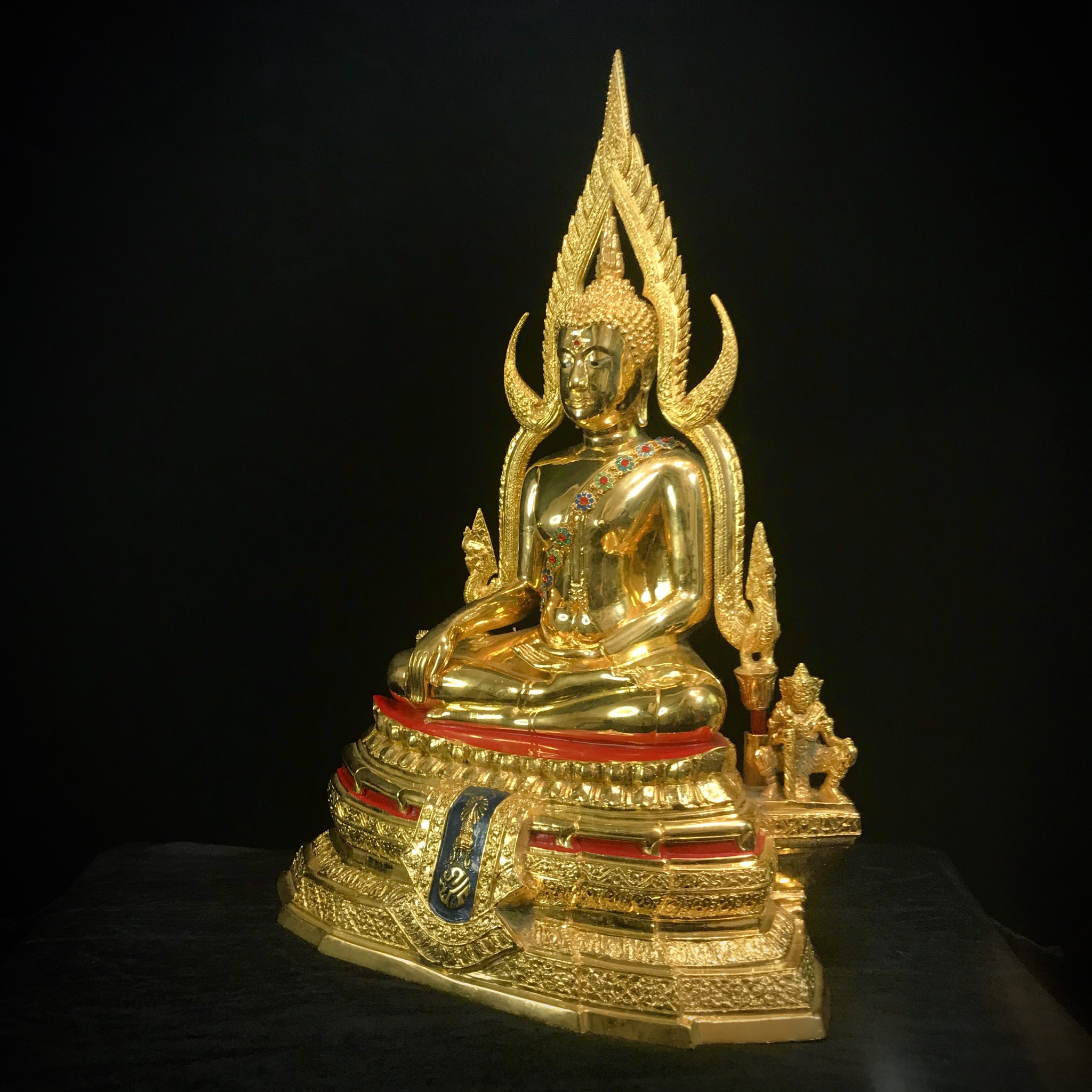 พระพุทธชินราช ภปร. รุ่นปฎิสังขรณ์ ปี2531 หน้าตัก 9นิ้ว กะไหล่ทอง(พร้อมตู้ครอบ) งานลุงจ่าทวีบูรณเขตต์ (สวยหายากนิยม)