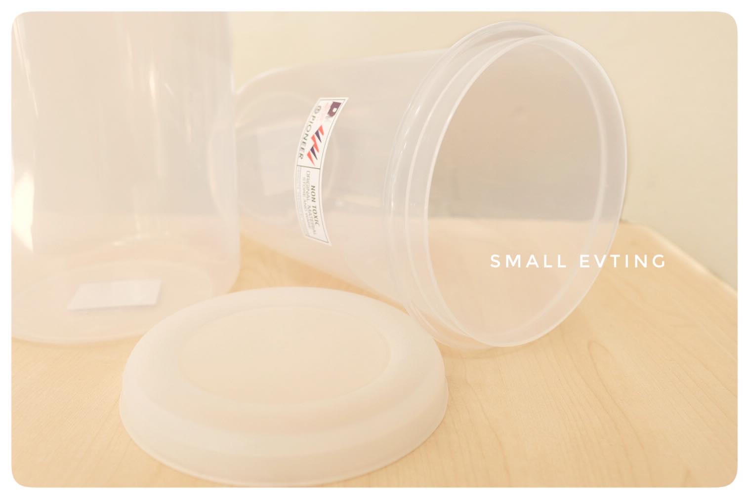 Small Evting ขวดโหล พลาสติก No.3002 L ความจุ 1000 ml สีใส ปลอดภัยสำหรับใส่อาหาร ใส่เครื่องดื่ม กล่องบรรจุอาหาร