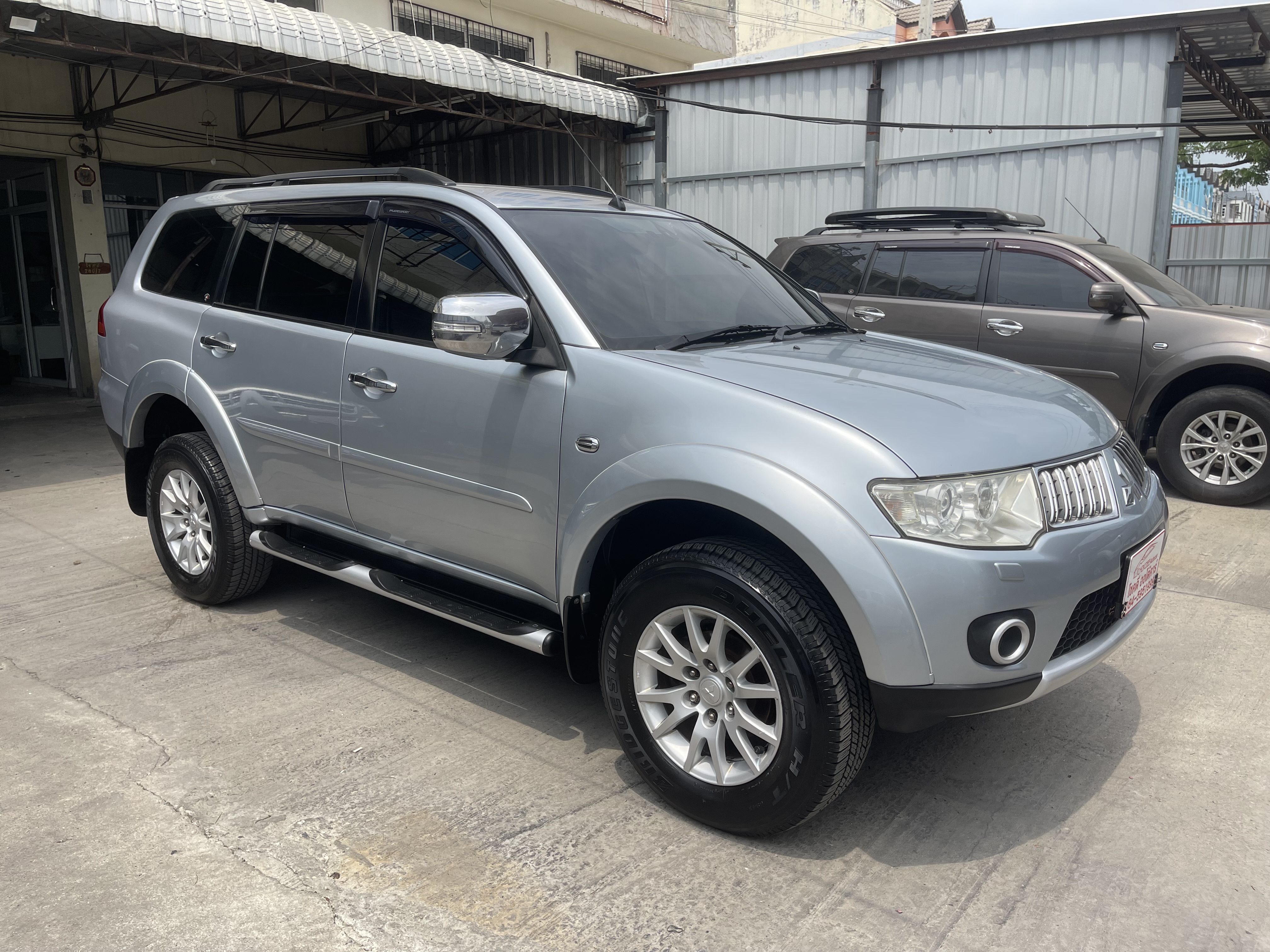 Mitsubishi Pajero Sport 2.5 GT 2WD At 2012 เงิน