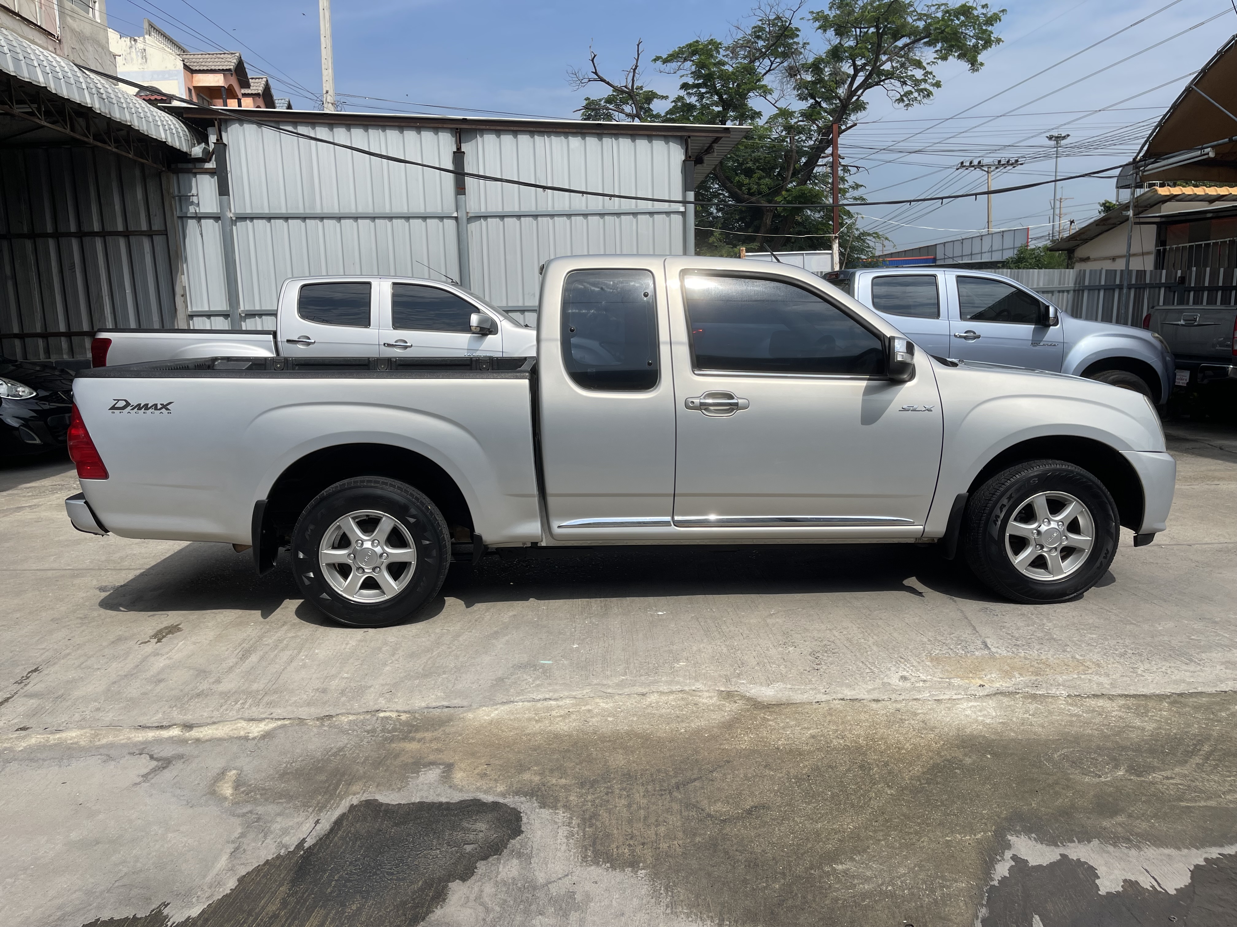 Isuzu Dmax Cab SLX 2.5 2011 เงิน