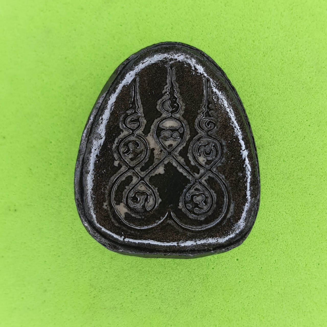 พระเครื่อง พระปิดตา รุ่น เมตตา โชคลาภ มหาอุตม์ สีดำทำเก่า พระปิดตาของแท้ พระแท้ พระปิดตามหาอุต พระปิดตาแท้ พระปิดตาเนื้อผง