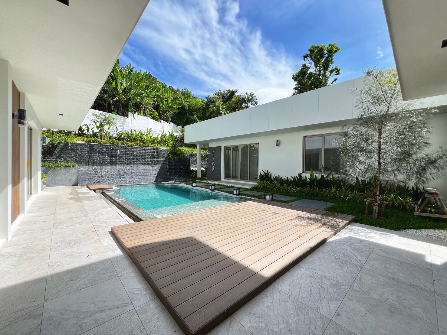 For Sales : Kathu, Loch Palm Villa, 4 Bedrooms 6 Bathrooms