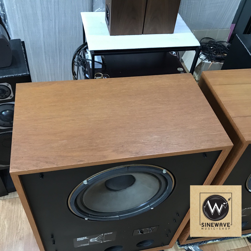 ลำโพง ยี่ห้อ Tannoy รุ่น Arden (385A) Made in England