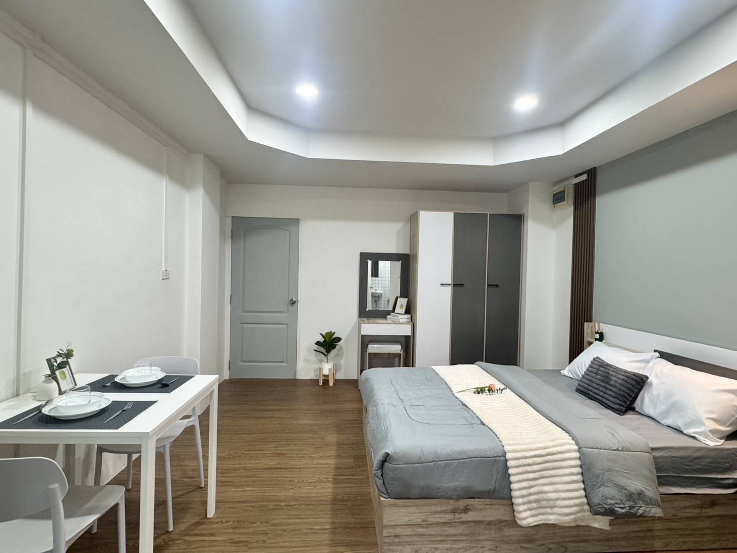 For Sales : Patong Condotel, 1 Bedroom, 5th flr.