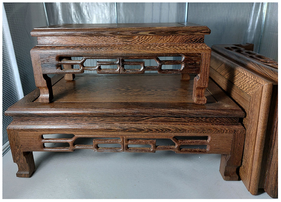 ฐานไม้ หรือกี๋สี่เหลี่ยมผืนผ้า ขายแยก มี3ขนาด เริ่มตัวละ