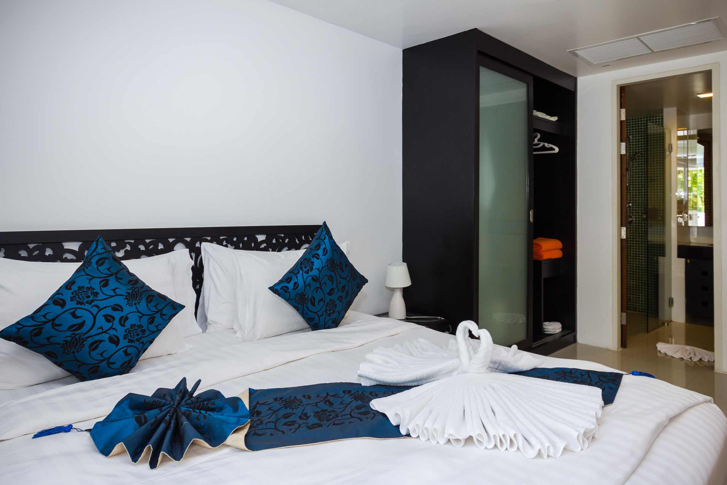 For Rent : Patong Seaview Villa, 3 bedrooms 4 bathrooms, Seaview