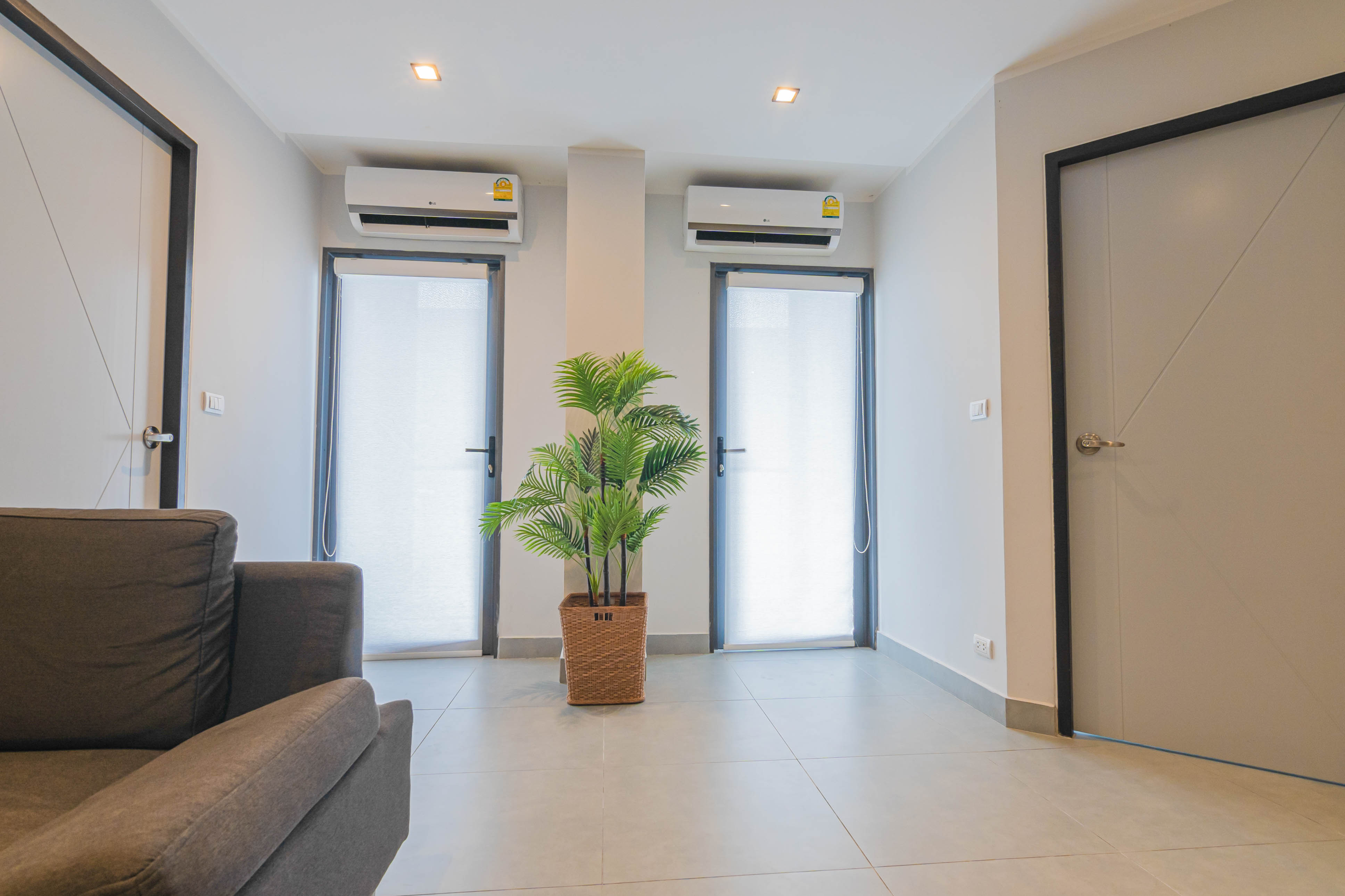 For Rent : Condo in Chalong area Tower I, 2 Bedroom 2 Bathroom, 6th flr.