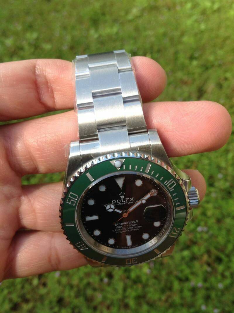 PRE-ORDER ROLEX SUBMARINER GREEN STARBUCK (40MM.) กลไกโคลน ROLEX 3235