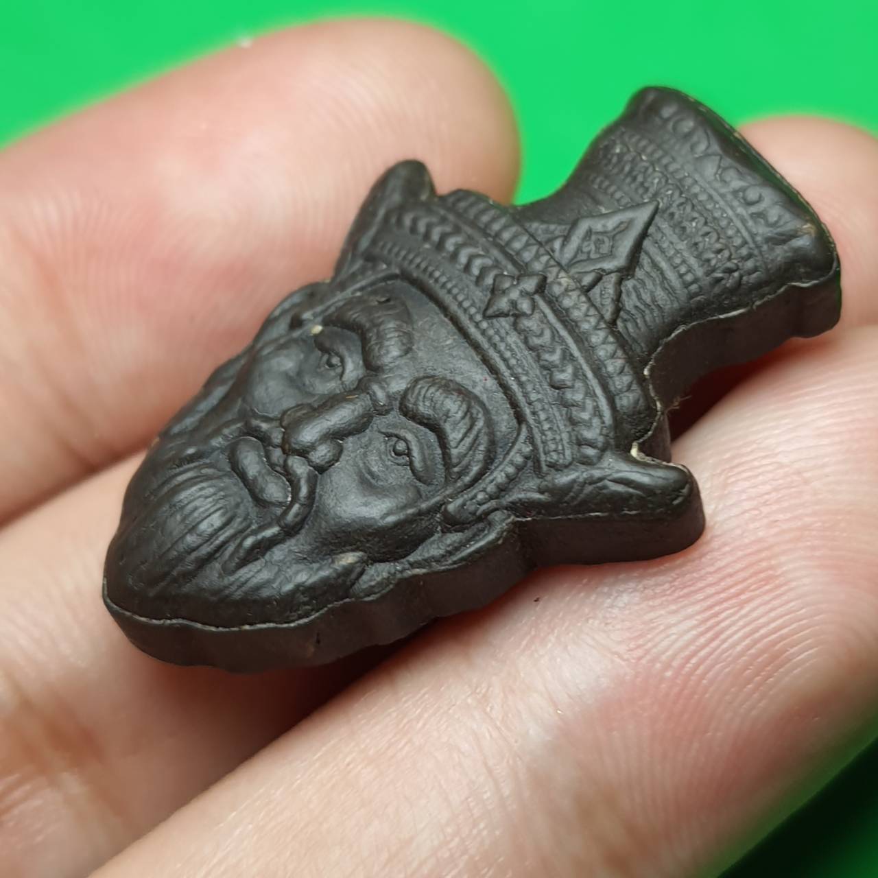 พระเครื่อง พระฤาษีนารอด สีดำ รุ่น เมตตา บารมี ค้าขายดี มีโชคลาภ พระแท้ พระฤาษีนารอดแท้ พระฤาษีนารอดของแท้