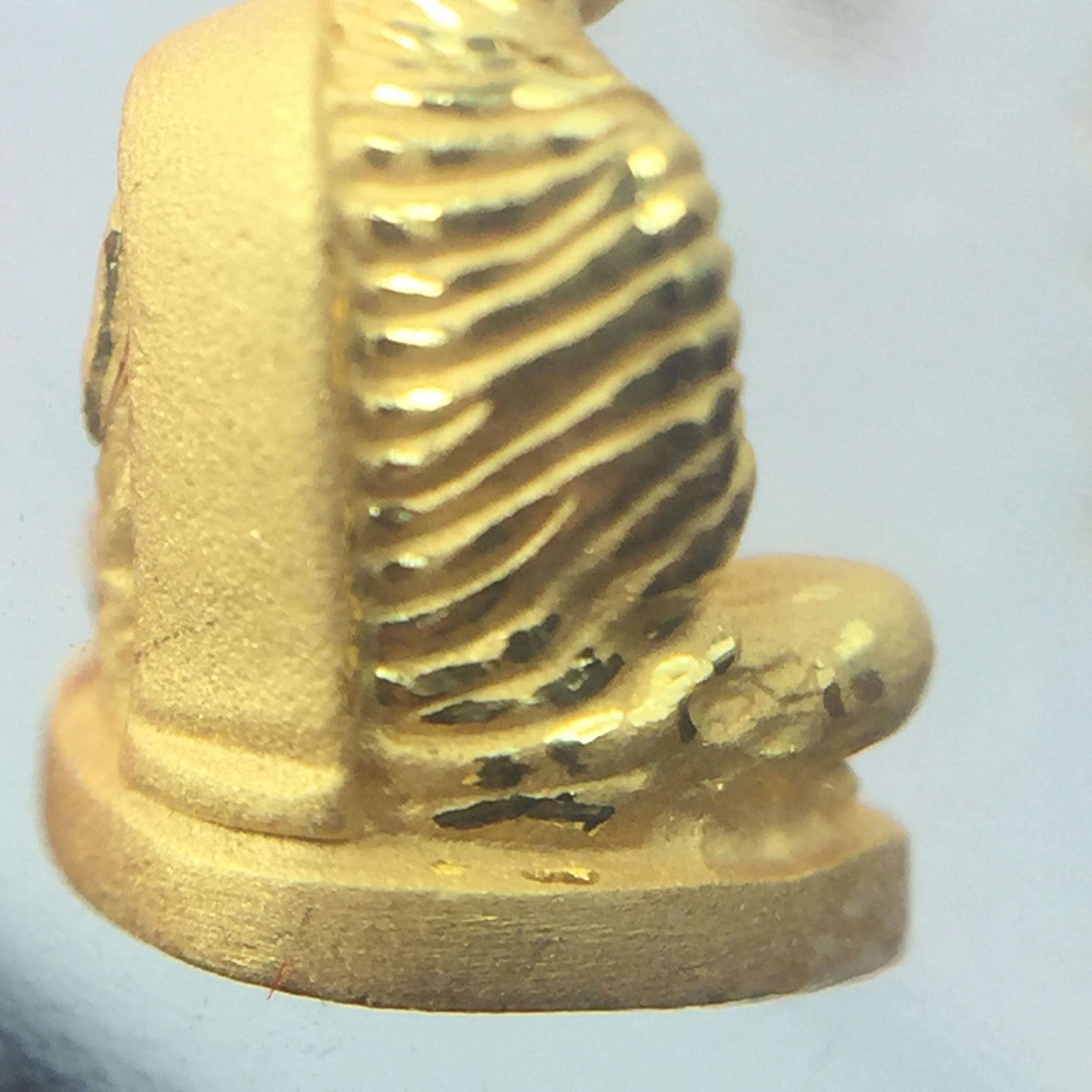 สมเด็จพระพุฒาจารย์โต พรหมรังสี(สมเด็จโต) รุ่นอุดมโชคโภคทรัพย์ ปี 2550 เนื้อทองคำ(สภาพ สวย ซีนซองเดิม กล่องบรรจุเดิมครบสมบูรณ์)