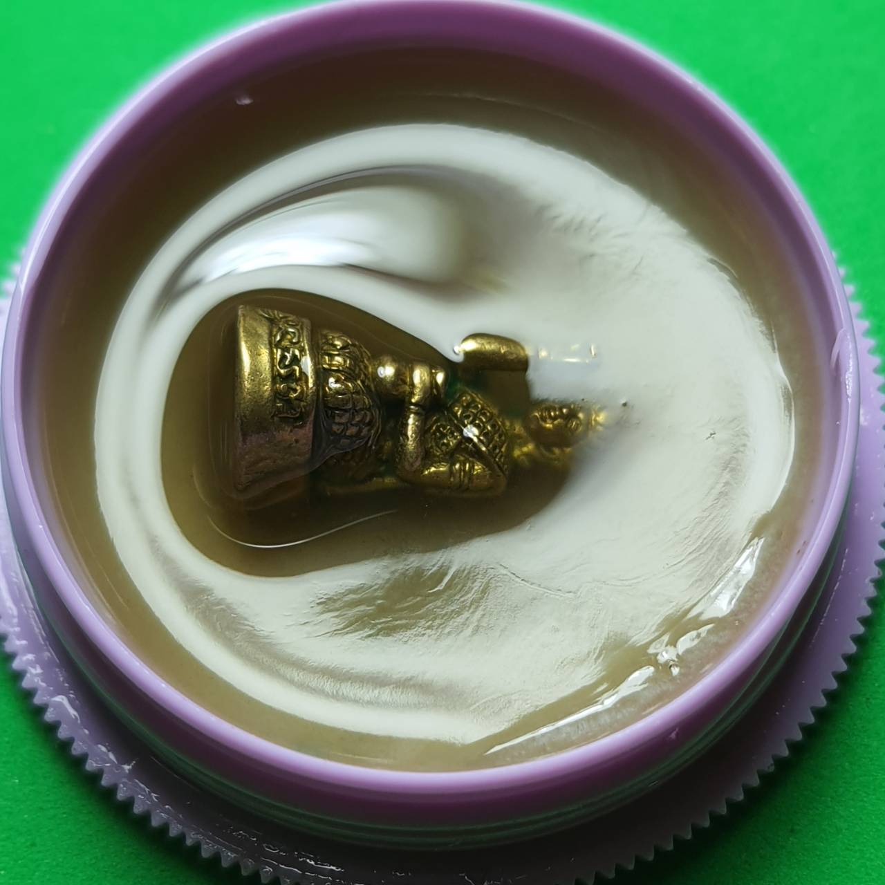 ของนำโชค สีผึ้งมหาเสน่ห์ ค้าขายดี นางกวัก พระนางกวัก ให้โชคลาภนางกวักค้าขาย นางกวักบูชา นางกวัก สีผึ้งแท้ โบราณ