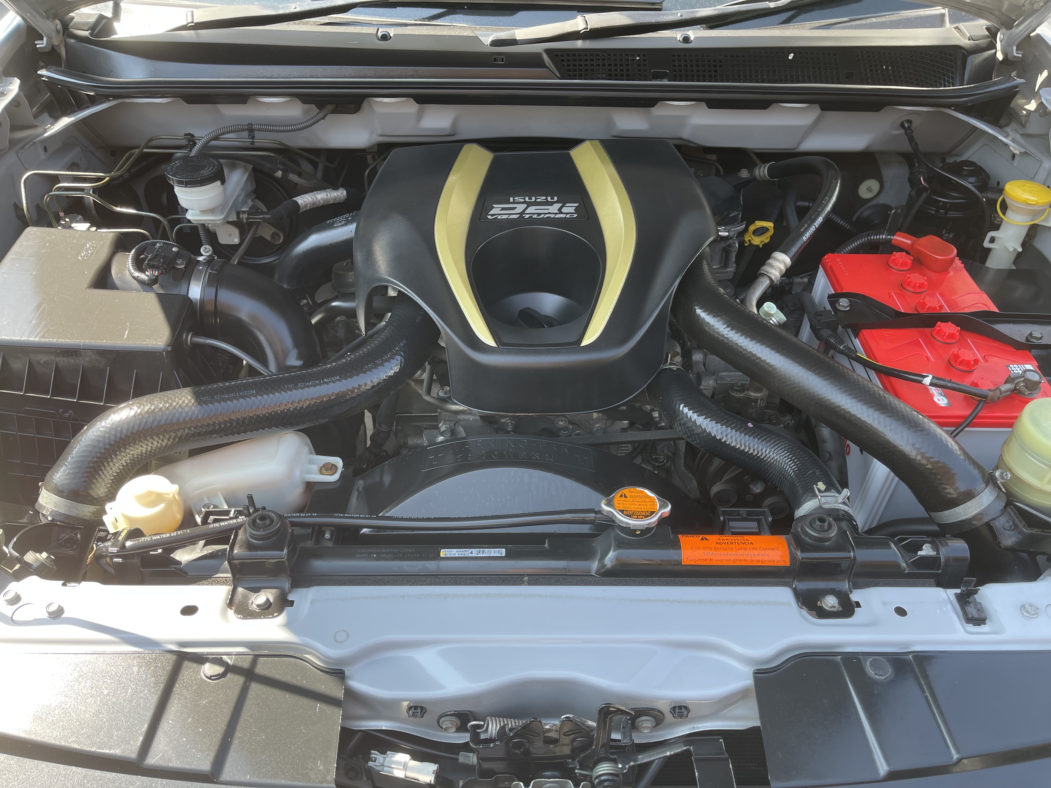 Isuzu Dmax All New Cab 2.5 Vgs Z 2014 เงิน