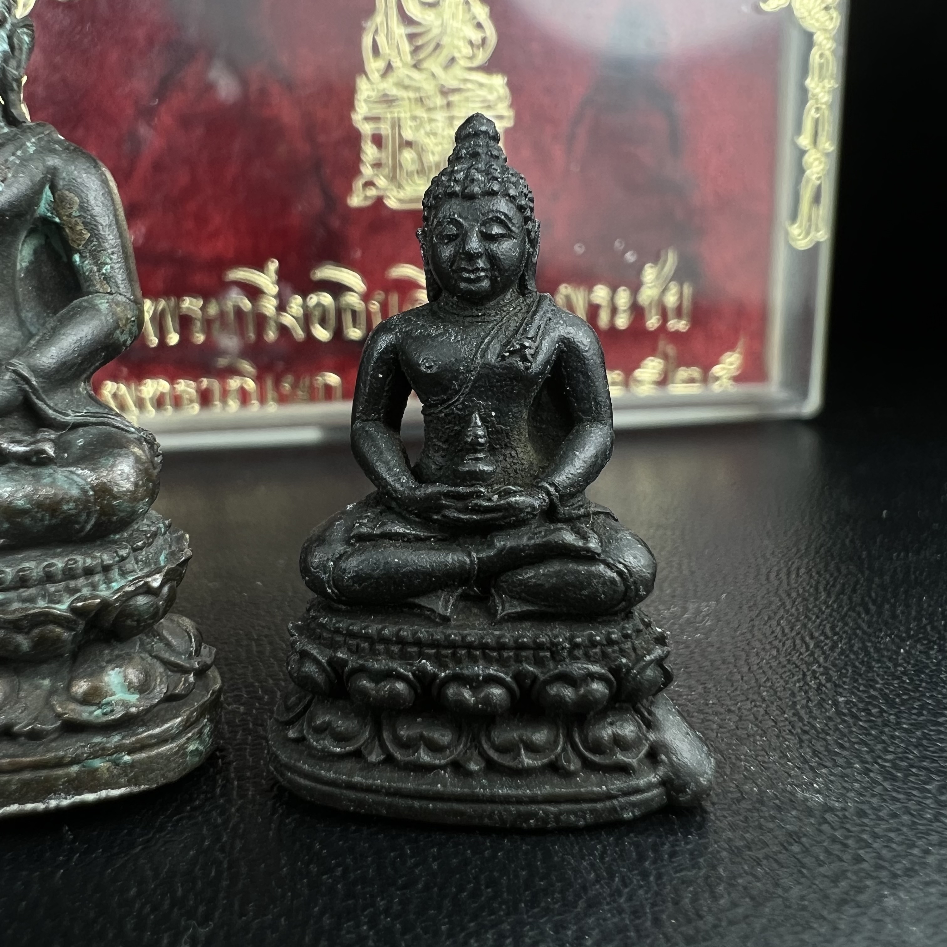 พระกริ่ง-พระชัยวัฒน์อธิบดี ปี2525 ของดีอัยการ (มีไว้บูชาเลื่อนยศเลื่อนตำแหน่งทุกท่าน)(1ใน 2525 ชุด)