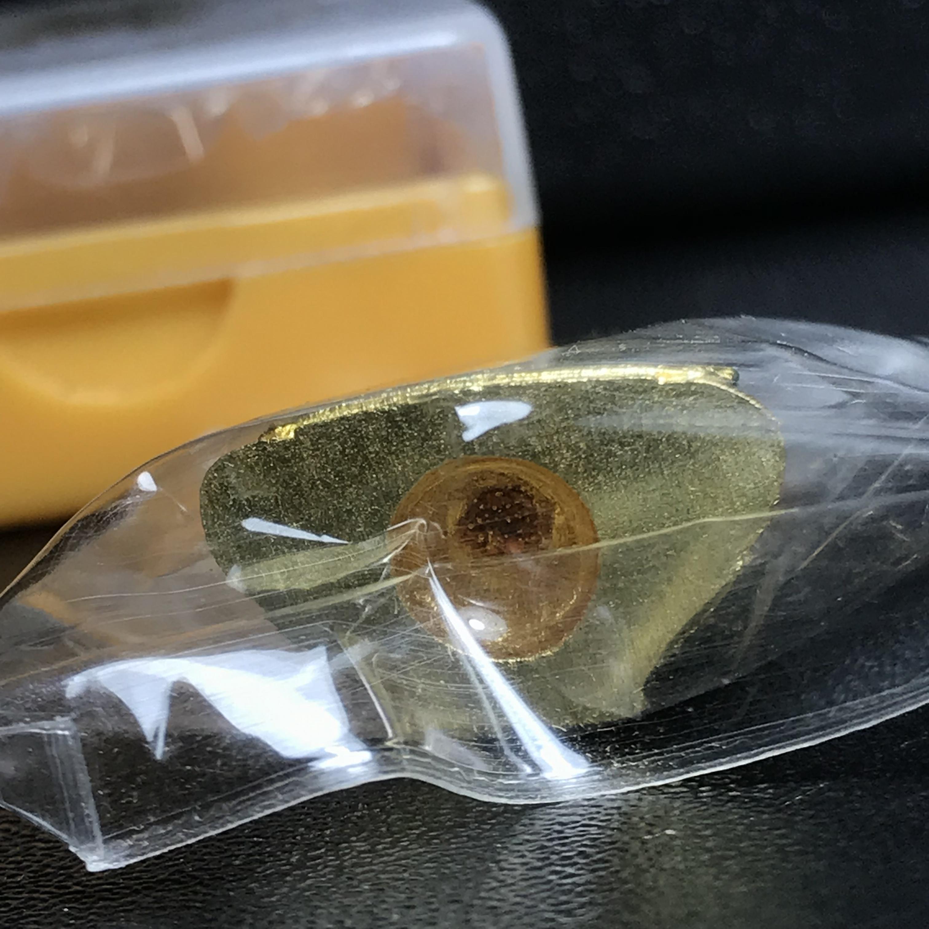 พระพุทธมหามณีรัตนปฏิมากร(พระแก้วมรกต) วัดพระศรีรัตนศาสดาราม สำนักพระราชวัง จัดสร้าง ฤดูร้อน(บรรจุมวลสารใต้ฐาน)